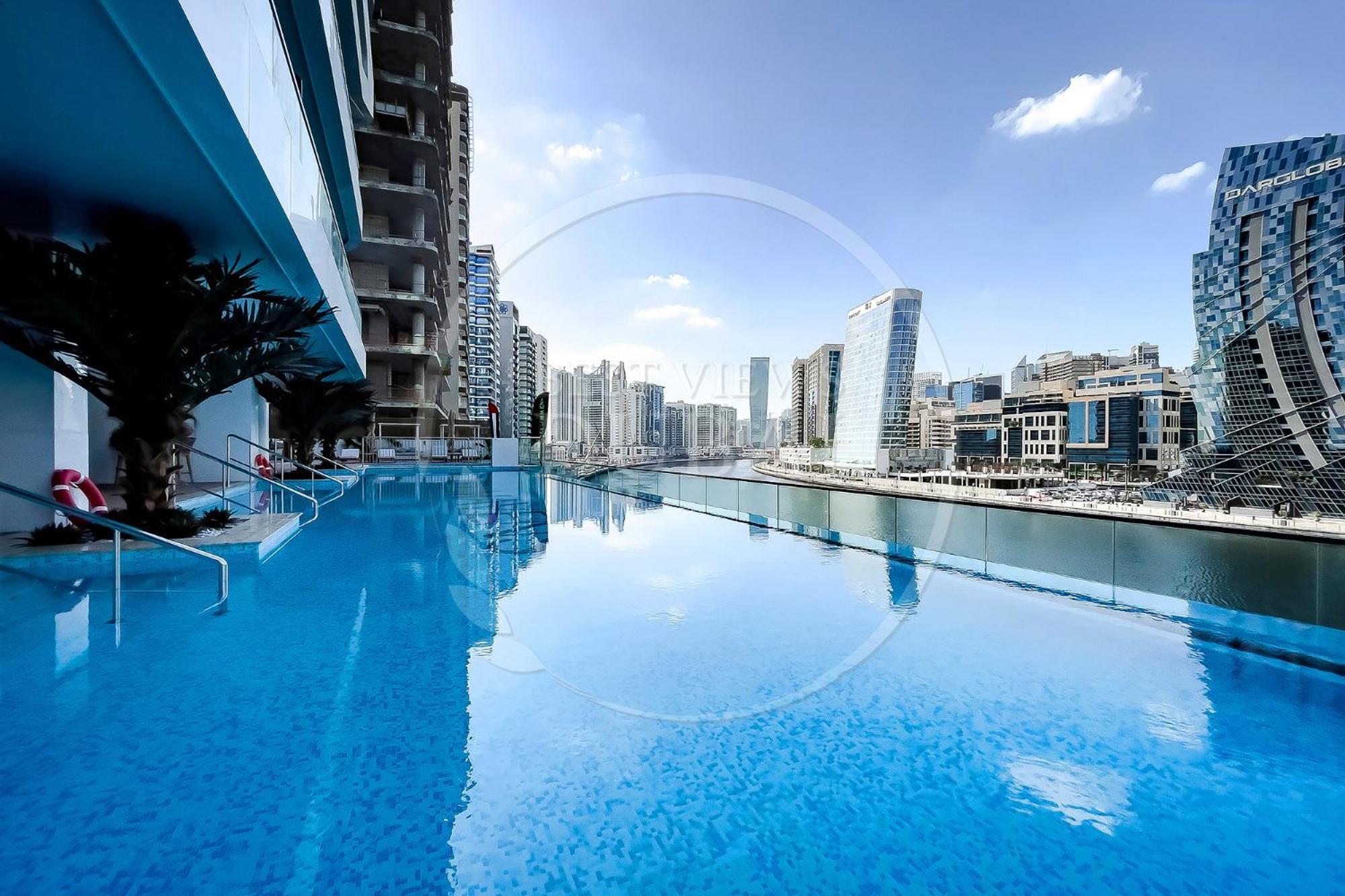 Apartment Luxury 2bdr In Business Bay