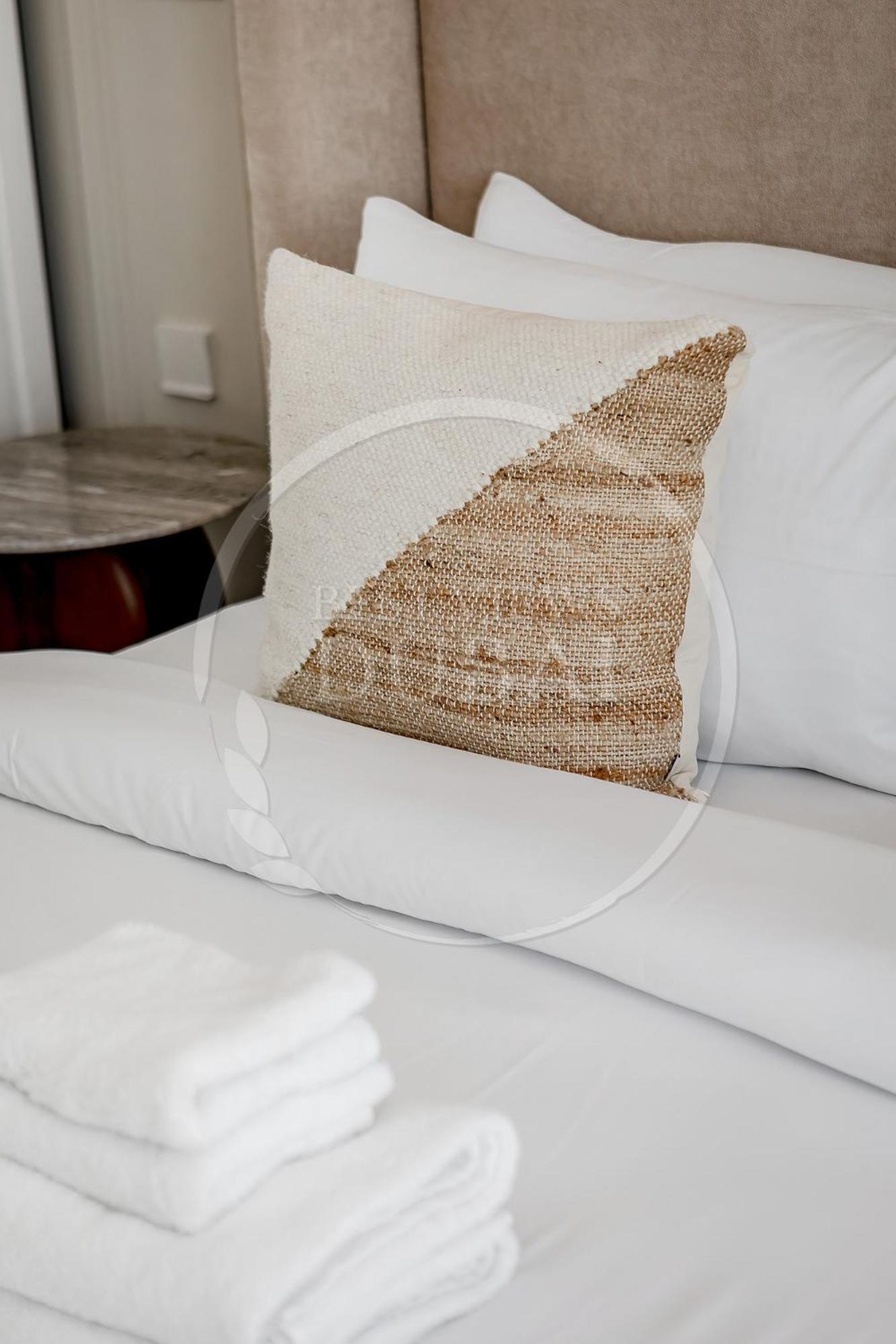 Luxury 2bdr In Business Bay Apartment *