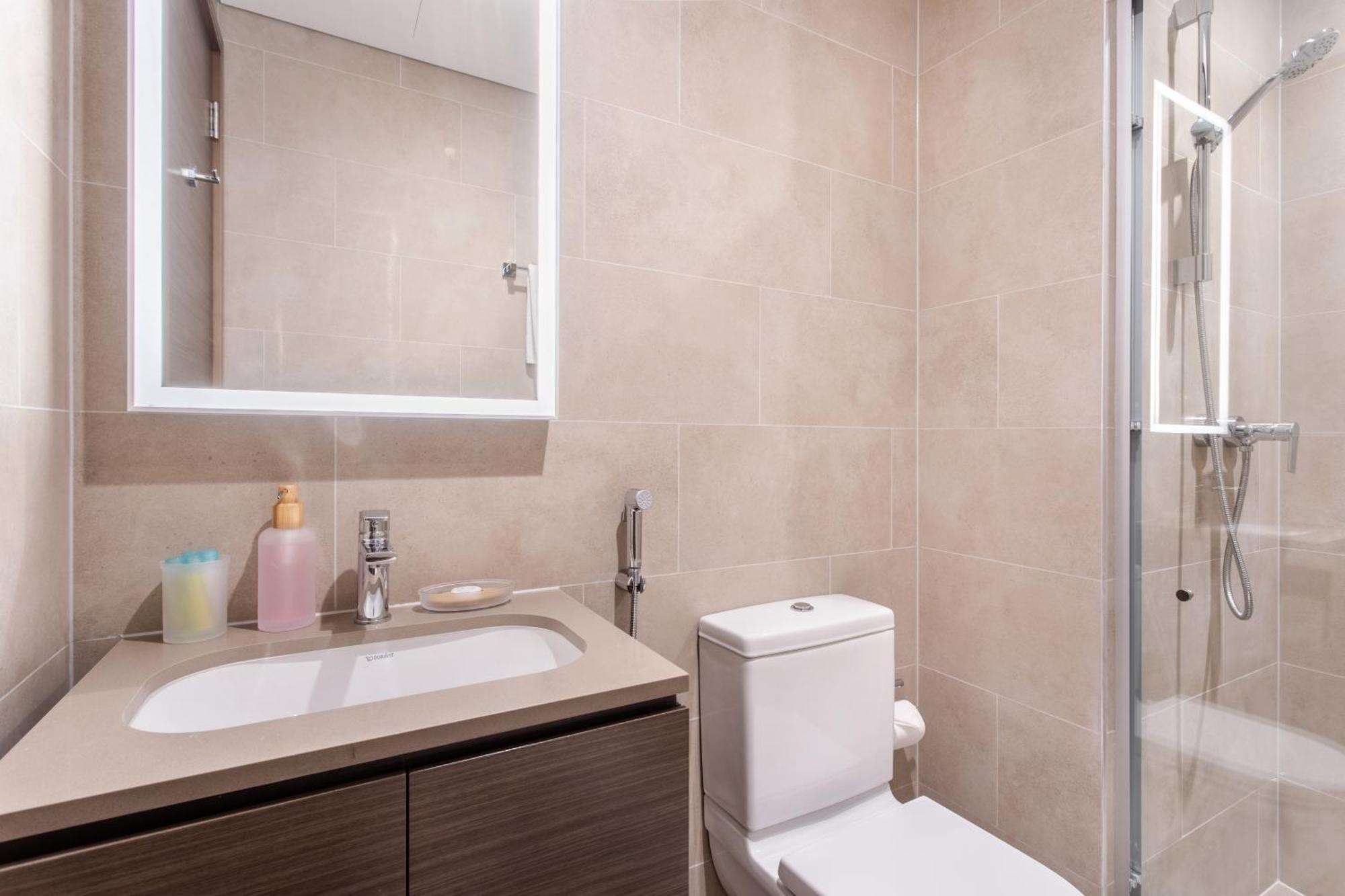 By Latinem Luxury 1br Cv A2710 Near Downtown Apartment