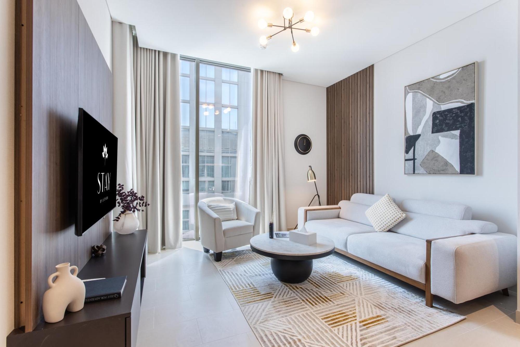 By Latinem Luxury 1br Cv A2710 Near Downtown *