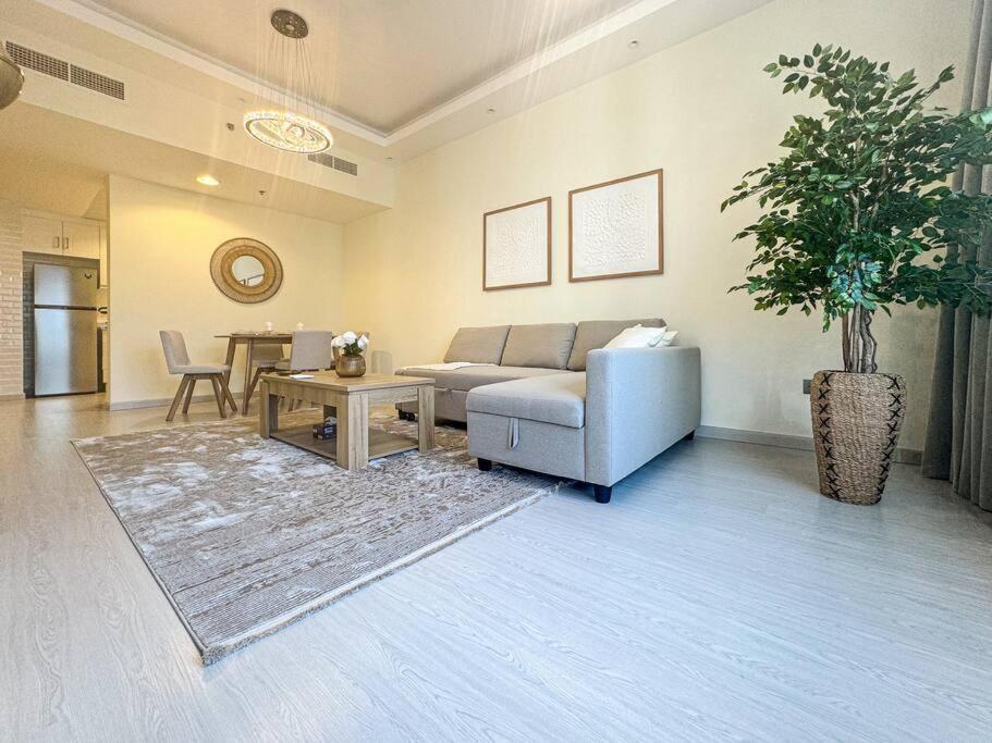Dreamshoma -1b Spacious With A View *