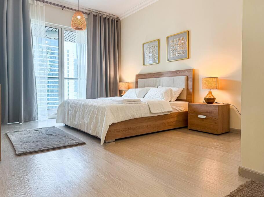 Apartment Dreamshoma -1b Spacious With A View