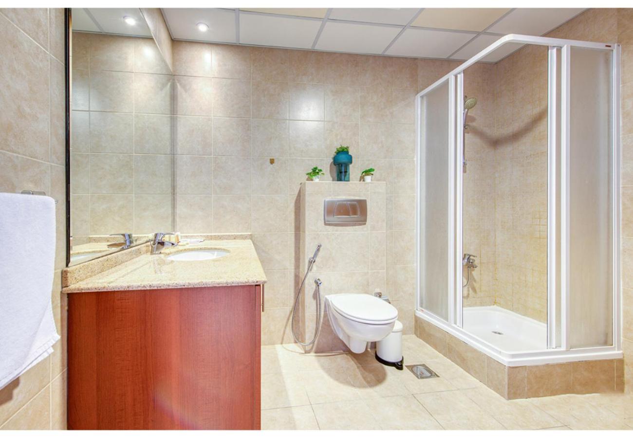 Apartment Luxury 1 Bedroom At Mag218 Marina By Pk Holidays *