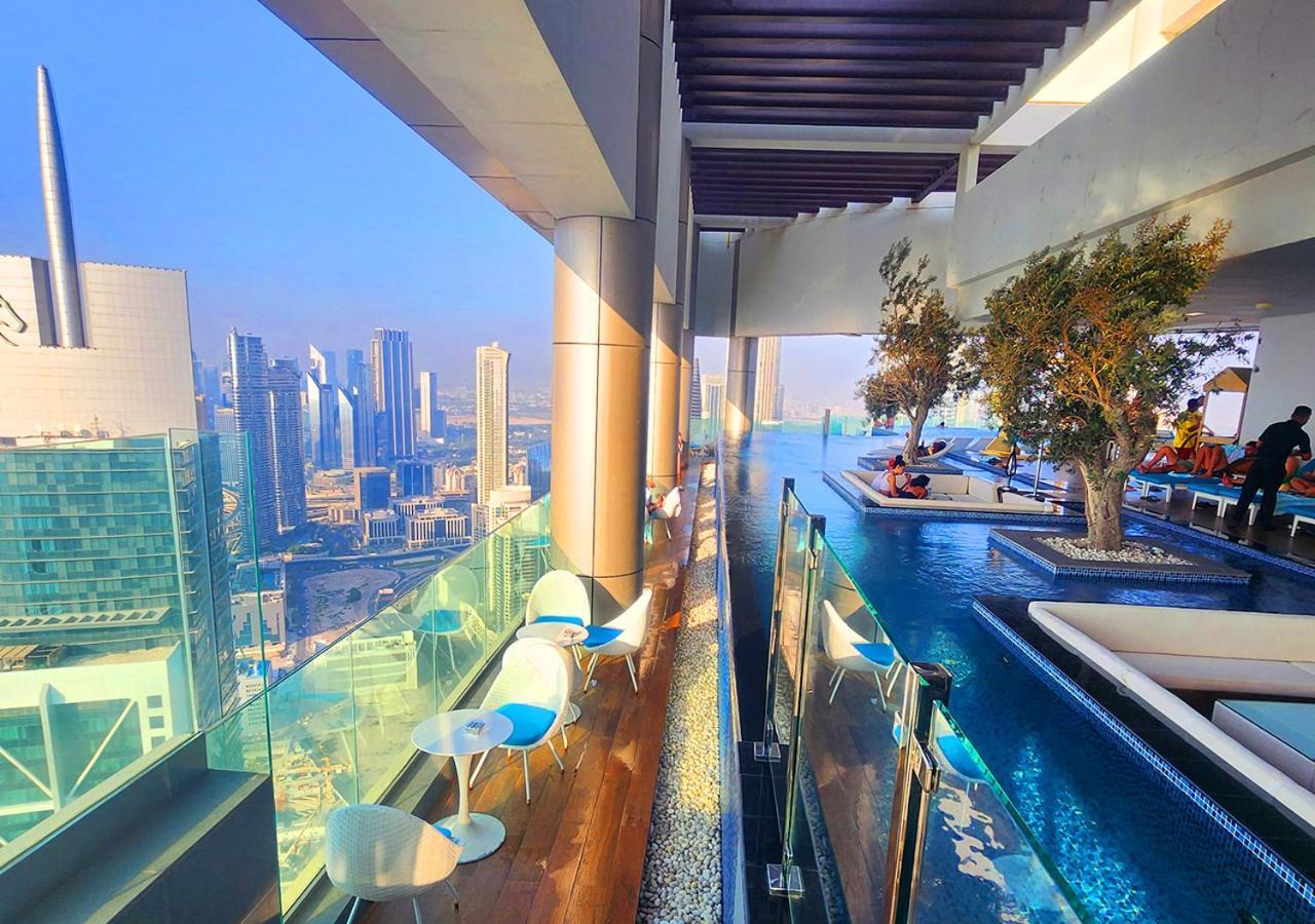 Spectacular Views On High Floor With Infinity Pool Apartment *