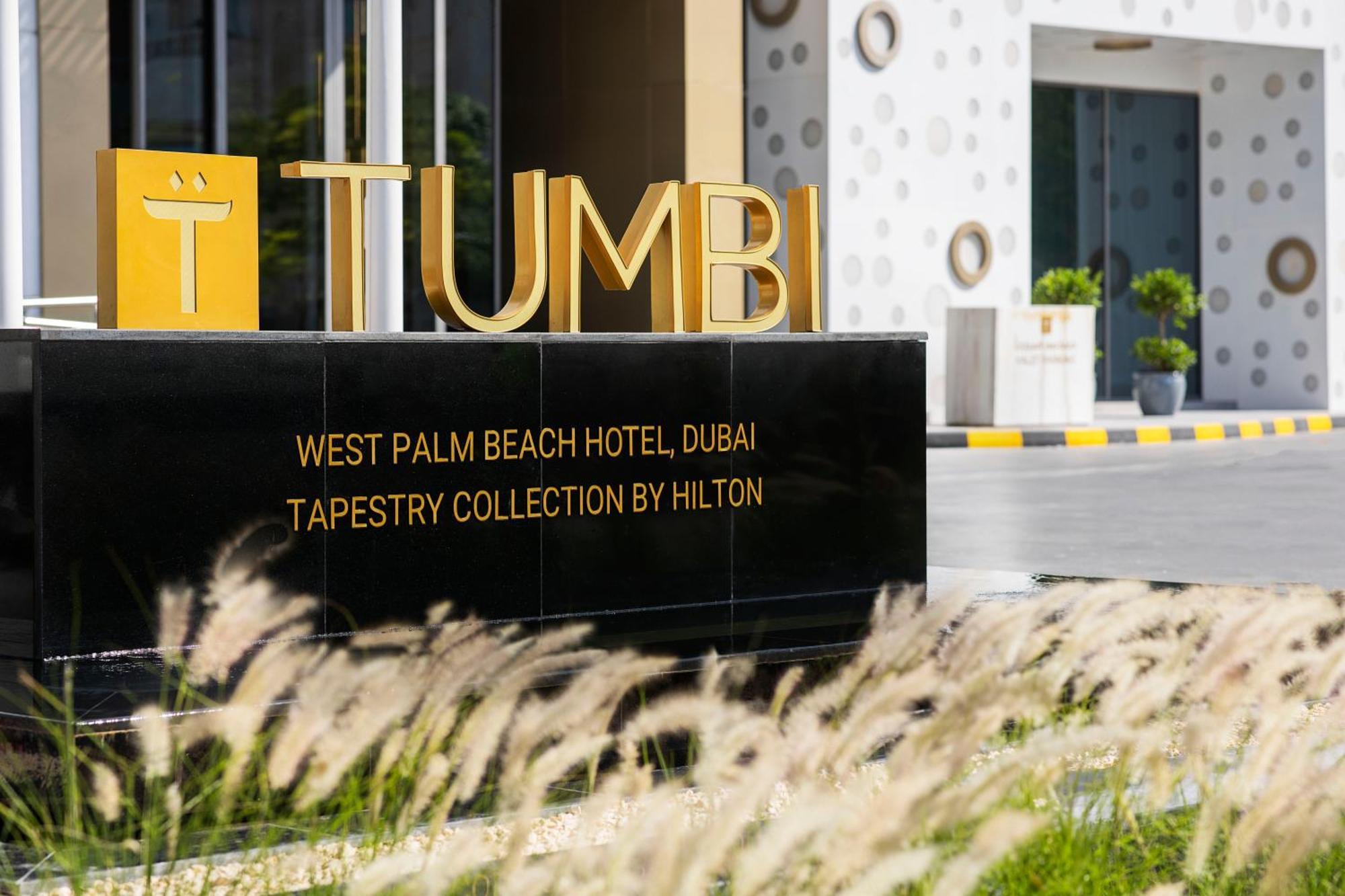 Tumbi West Palm Dubai,tapestry Collection Hilton 4* Dubai