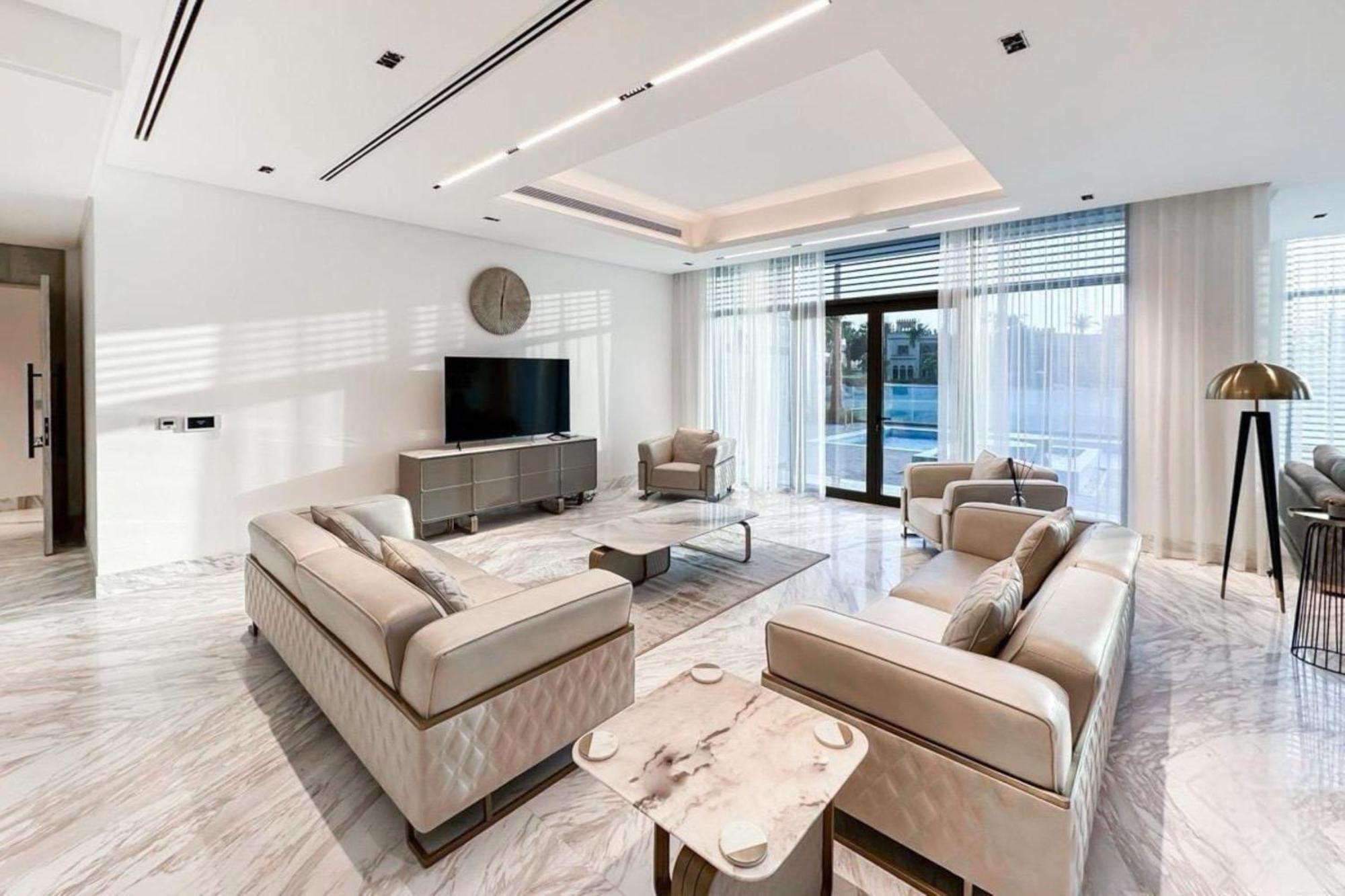 World Class Luxurious 8 Bdr - In Palm Jumeriah Villa
