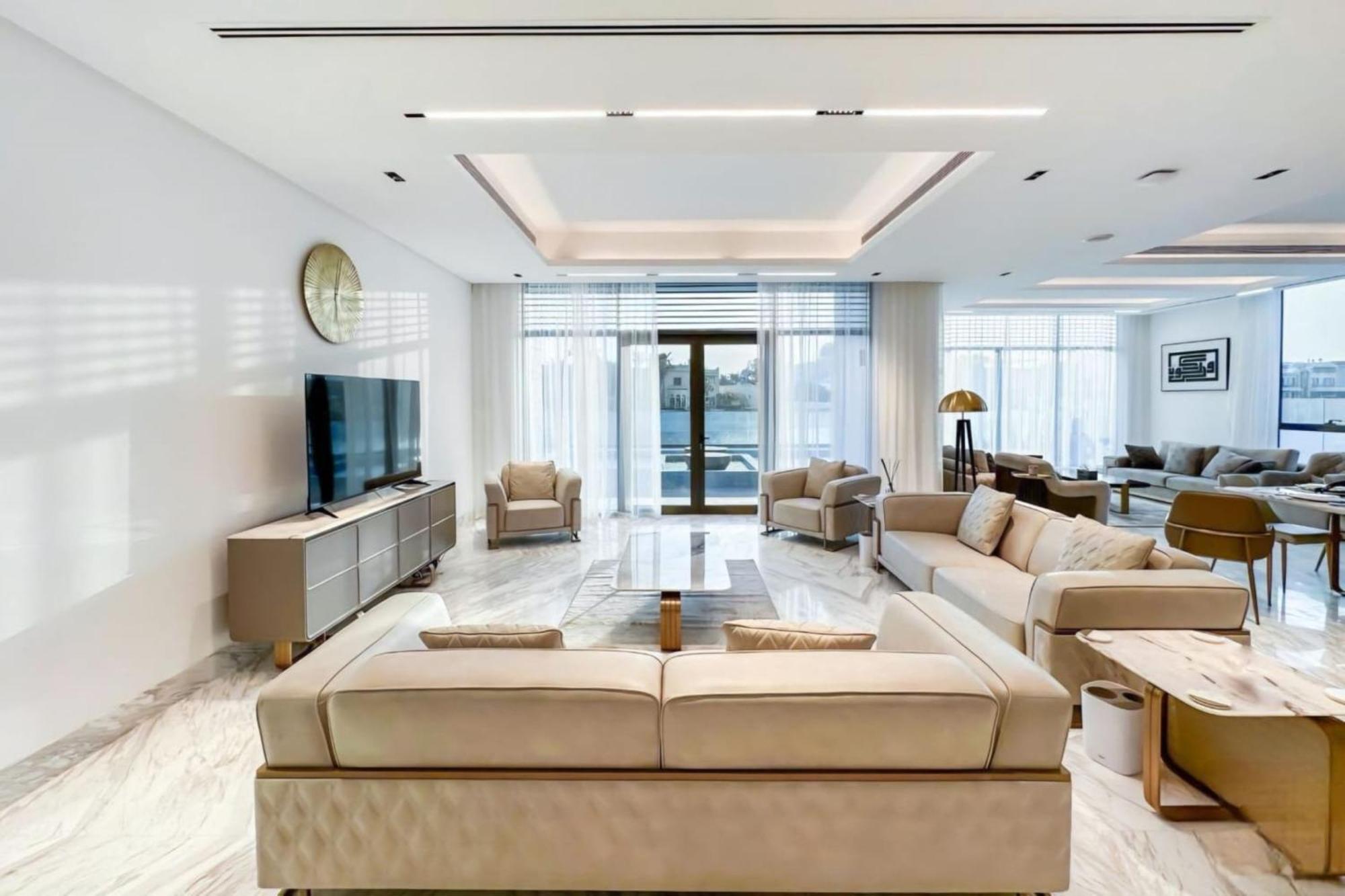 World Class Luxurious 8 Bdr - In Palm Jumeriah