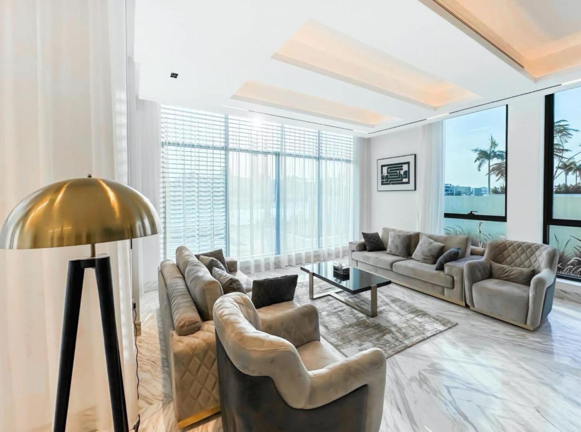 Villa World Class Luxurious 8 Bdr - In Palm Jumeriah *