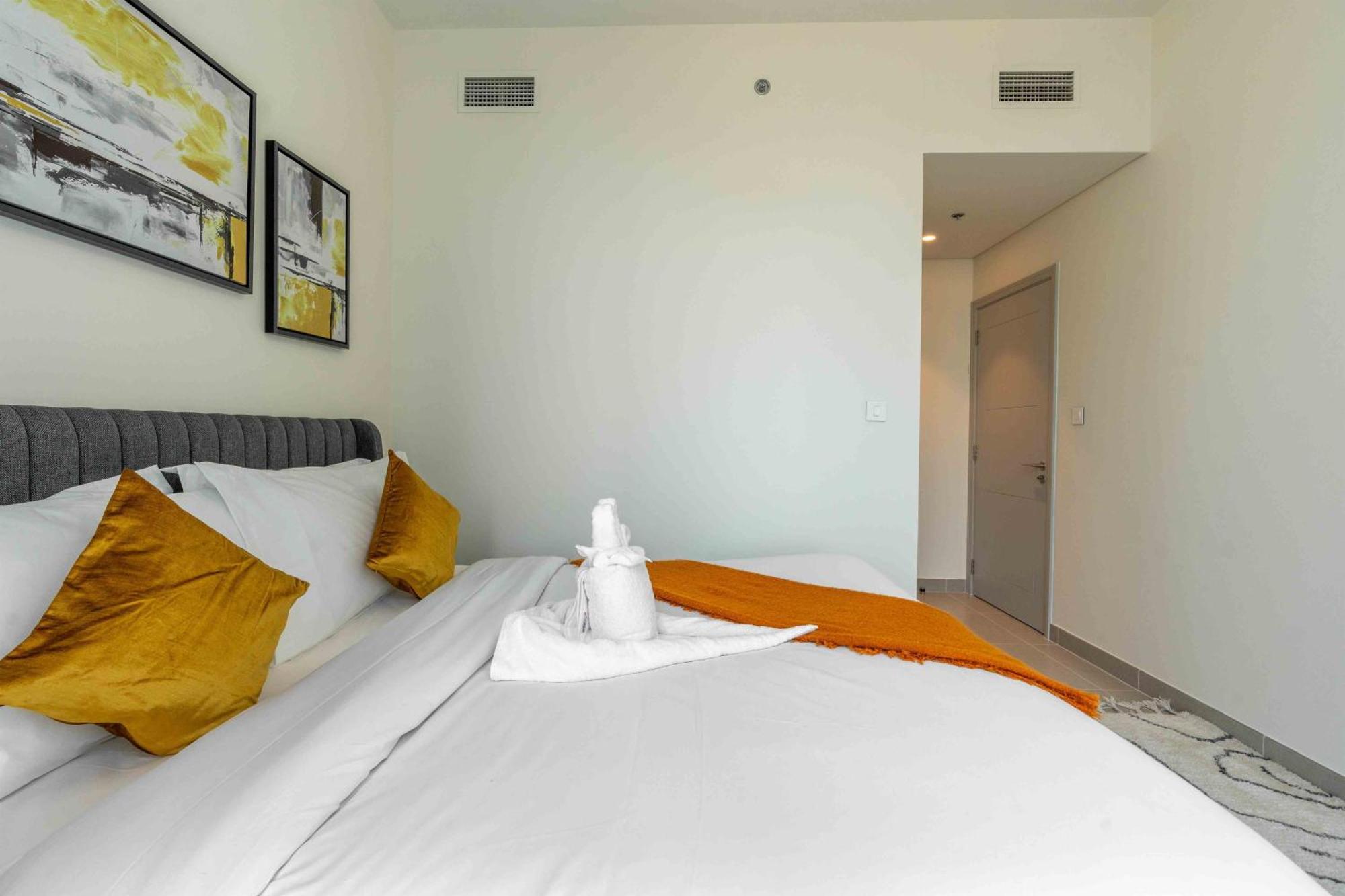 Elegant Escapes - 3b In Heart Of Downtown, * Dubai