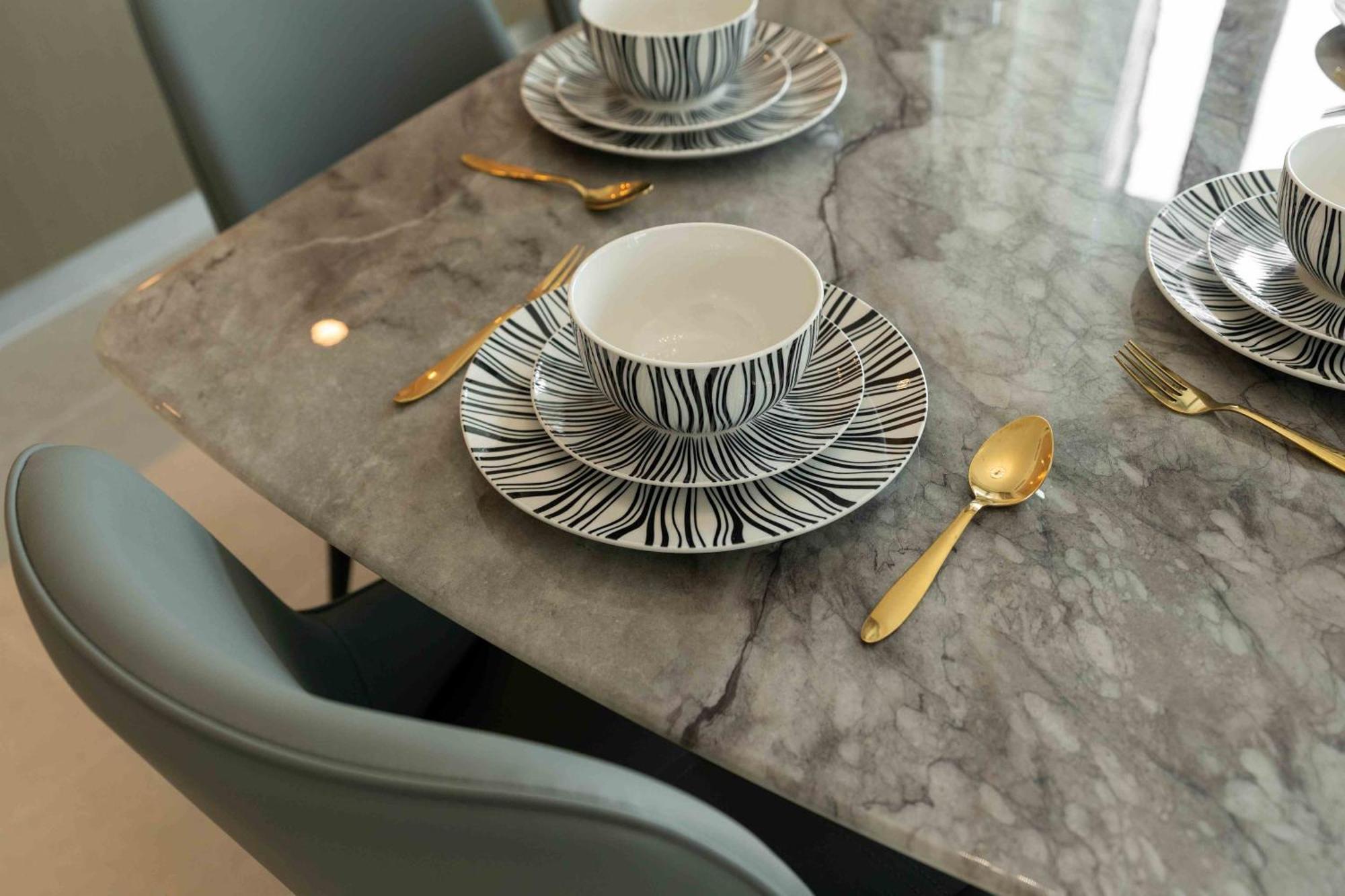Elegant Escapes - 3b In Heart Of Downtown, Apartment *