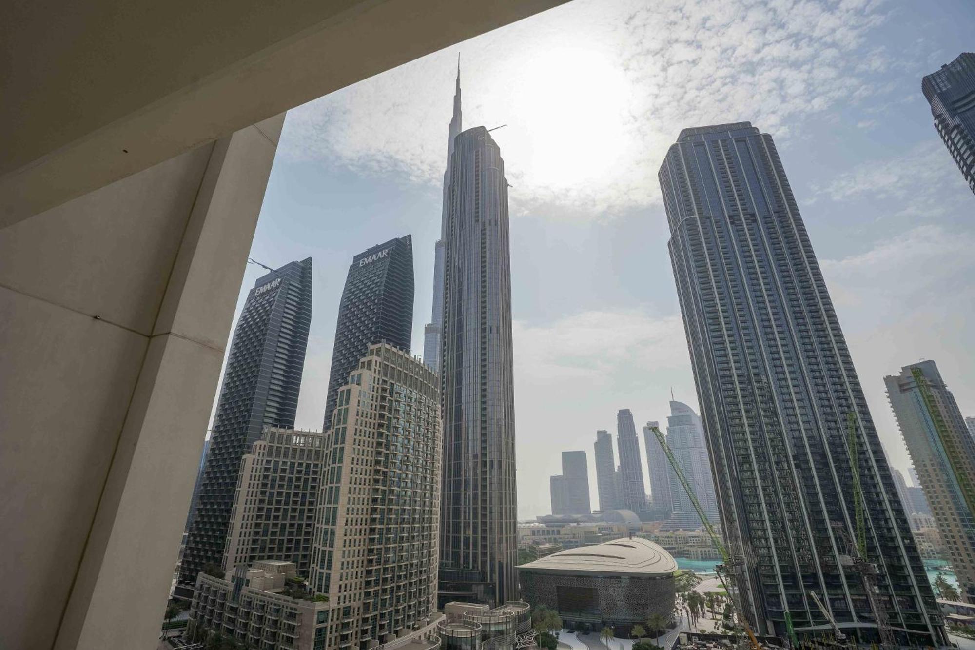 Elegant Escapes - 3b In Heart Of Downtown, *