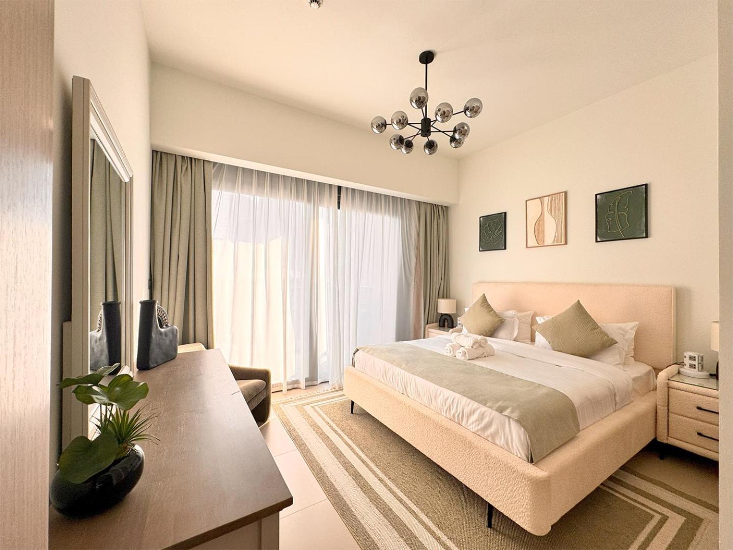 Avalonstay - Luxury 1br In Downtown Dubai-brand New-burj Khalifa & Fountain Views From Pool Apartment