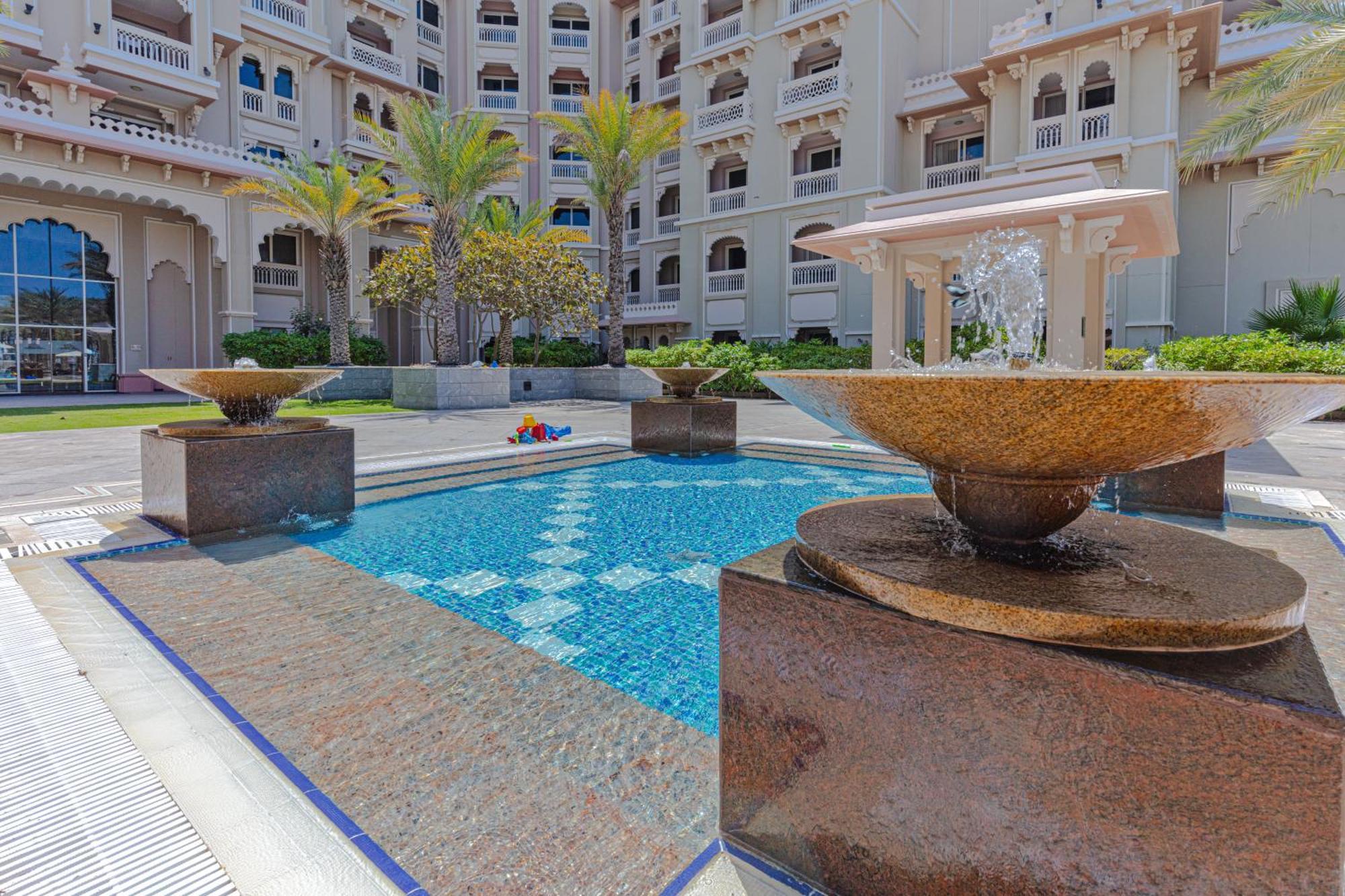 Spacious New 2 Bdr, Pool And Access Dubai