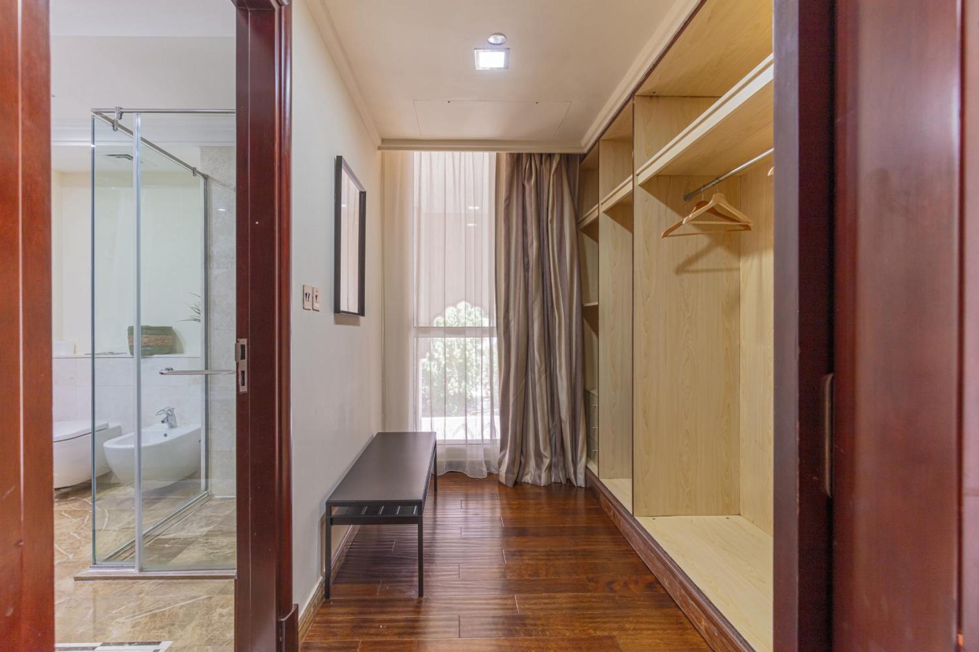 Spacious New 2 Bdr, Pool And Access