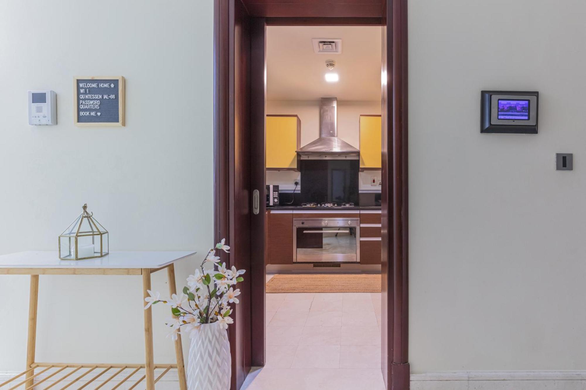 Apartment Spacious New 2 Bdr, Pool And Access *