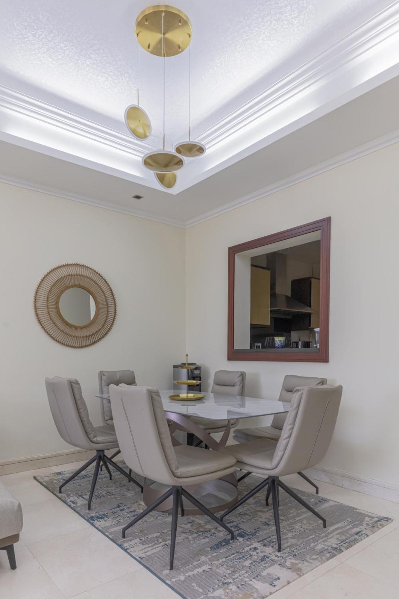 Spacious New 2 Bdr, Pool And Access Apartment
