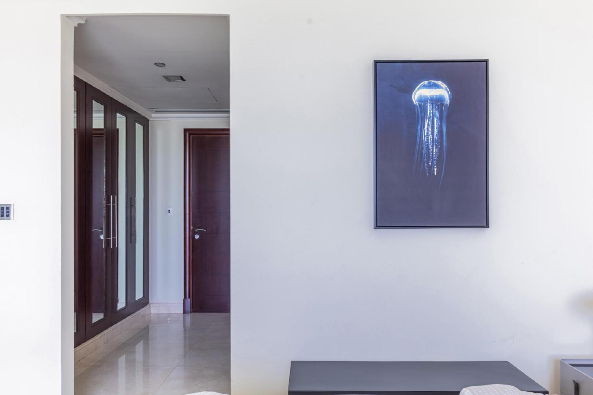 Spacious New 2 Bdr, Pool And Access