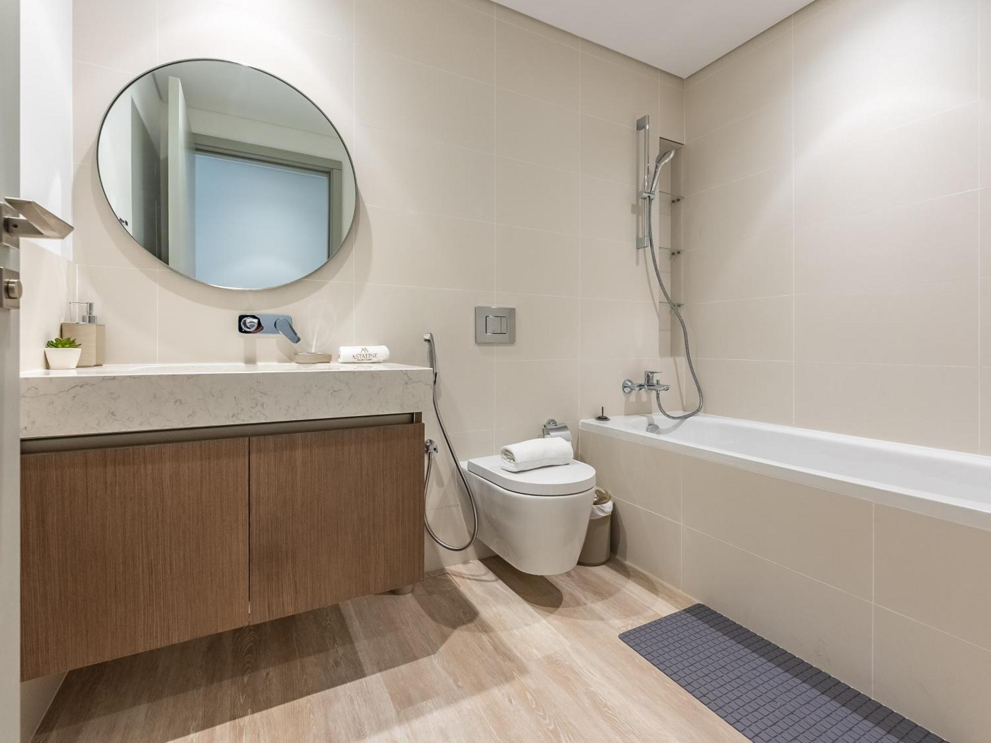 Apartment Seabreeze Escape-serene 2br -private Access Dubai