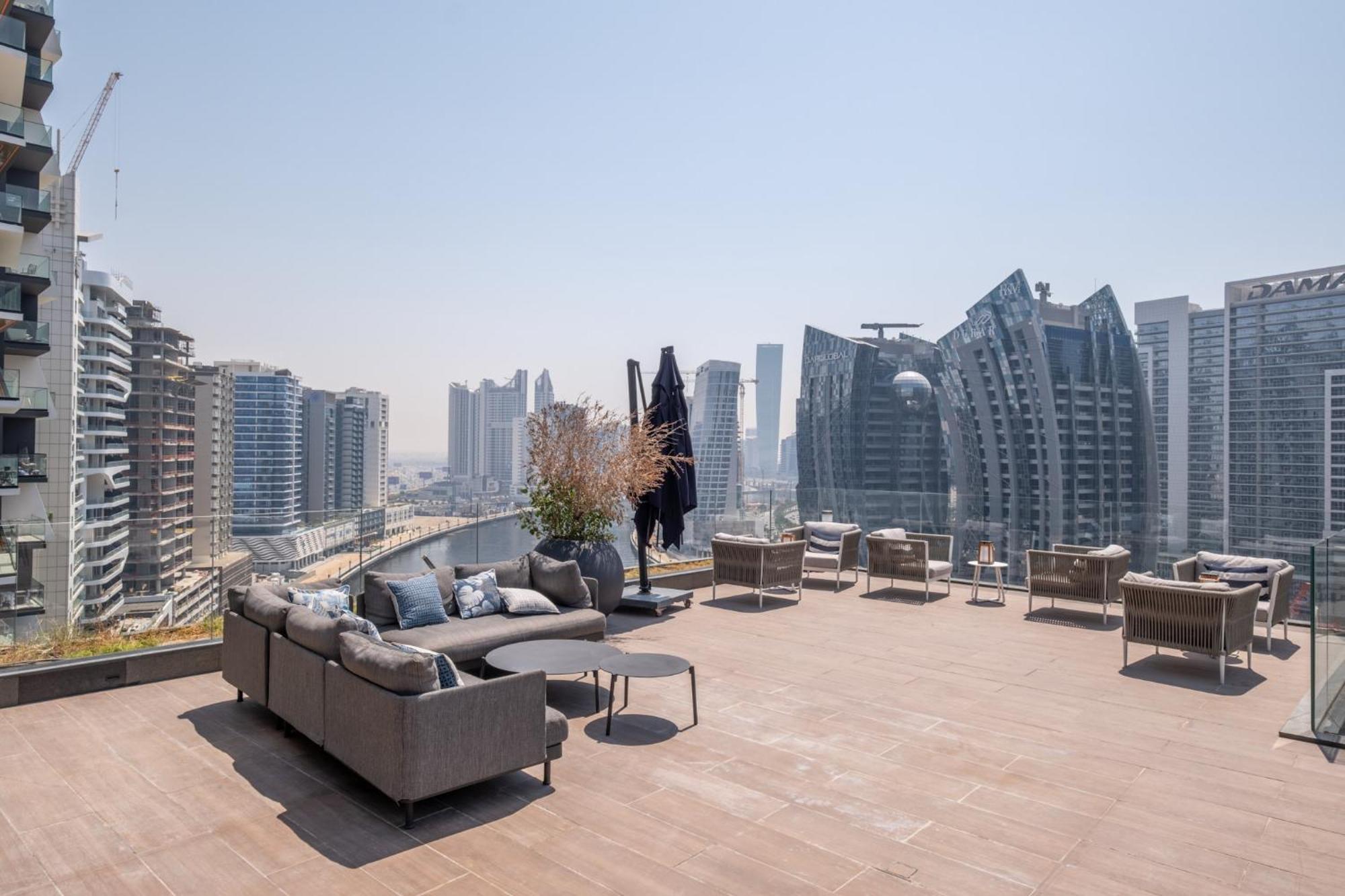 Revved Up In 15 Northside With Pool And Gym Apartment Dubai