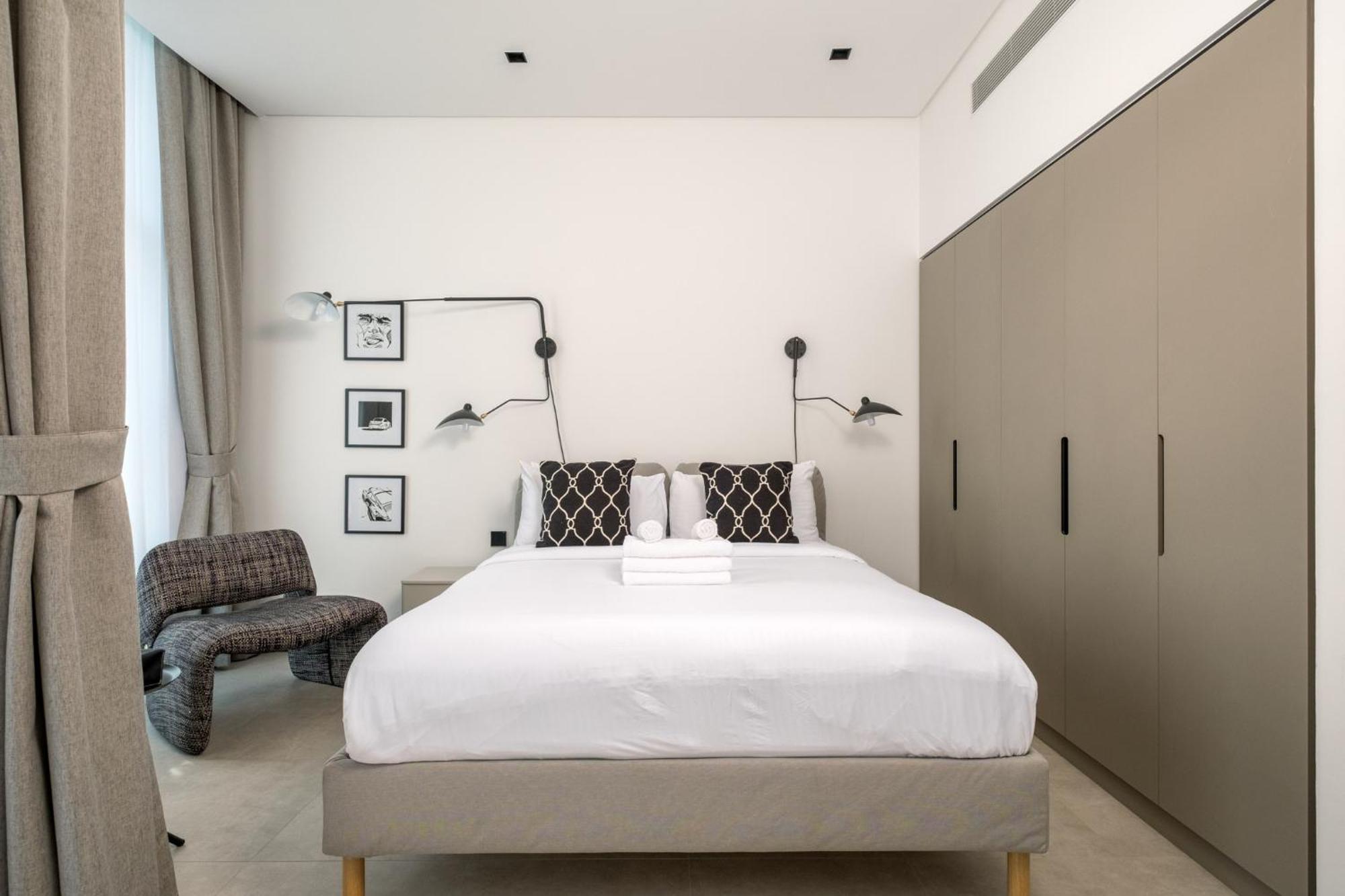 Revved Up In 15 Northside With Pool And Gym * Dubai