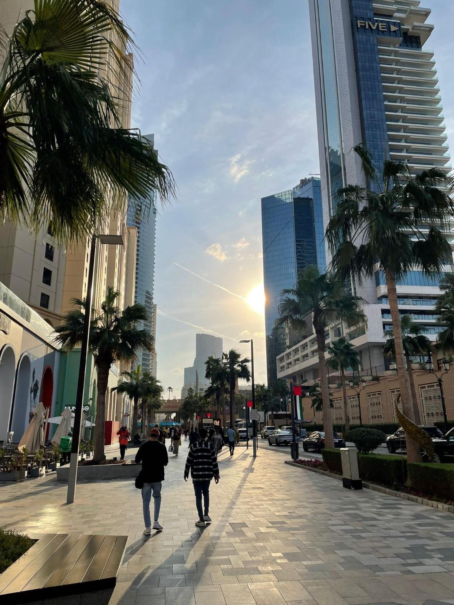 Four Stars Marina Jbr Hotel
