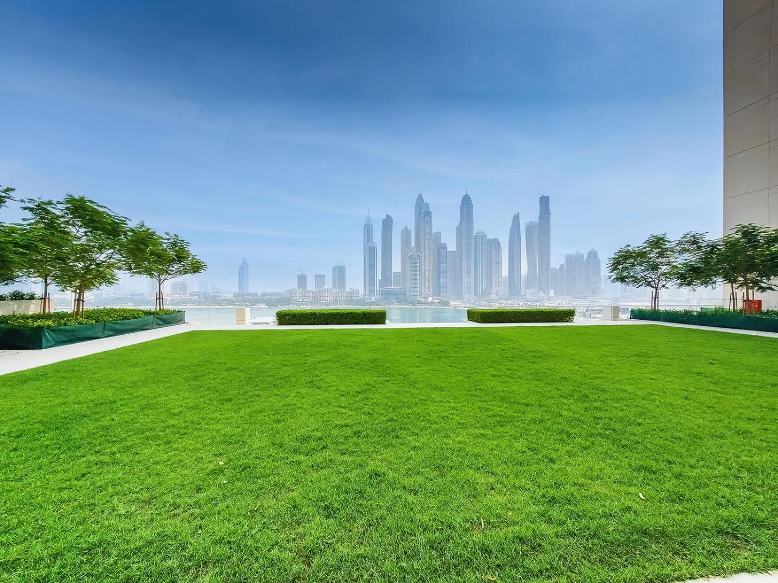 Stunning Sea View Apartment Dubai