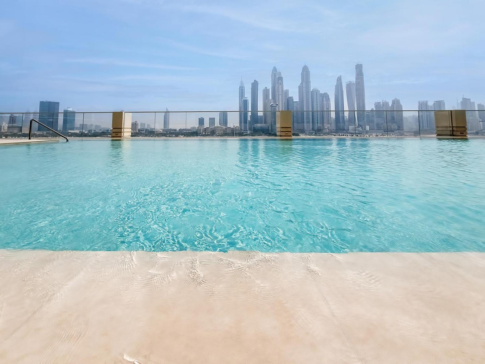 Stunning Sea View Apartment