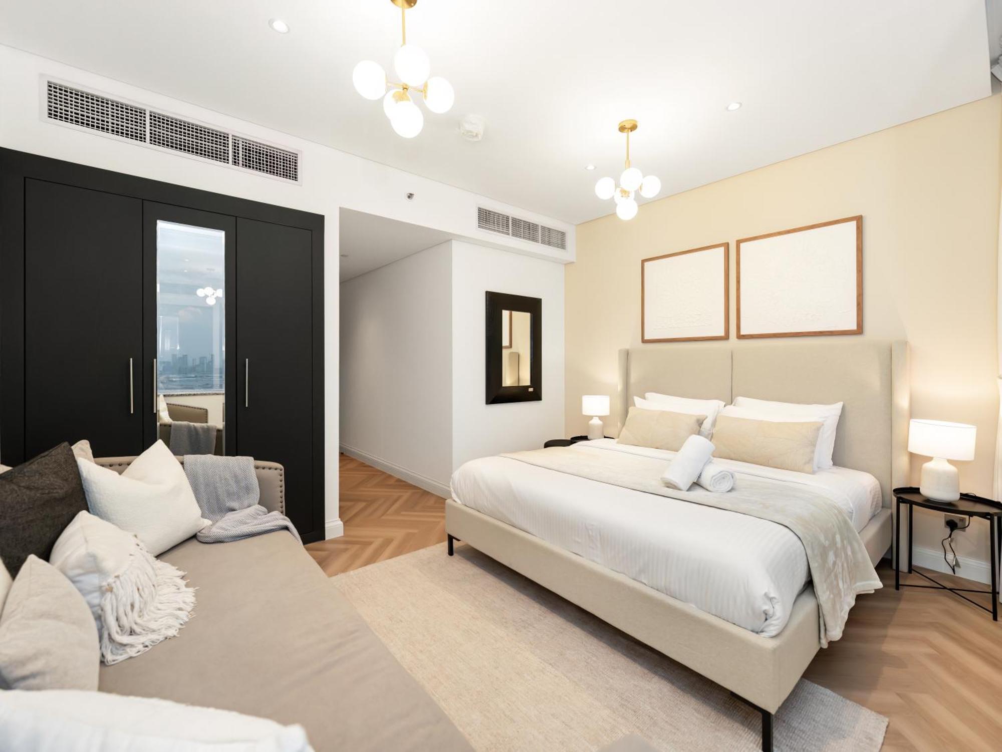 Gorgeous 2br-flat Near Mall & Burj Khalifa *