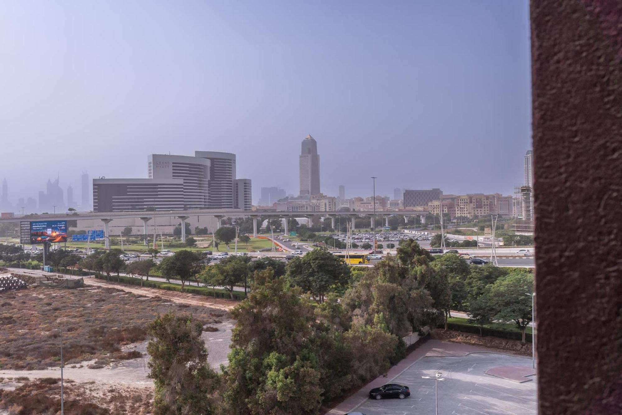 Apartment Splendid 1 Bedroom Flat In Iris Amber Al Jaddaf