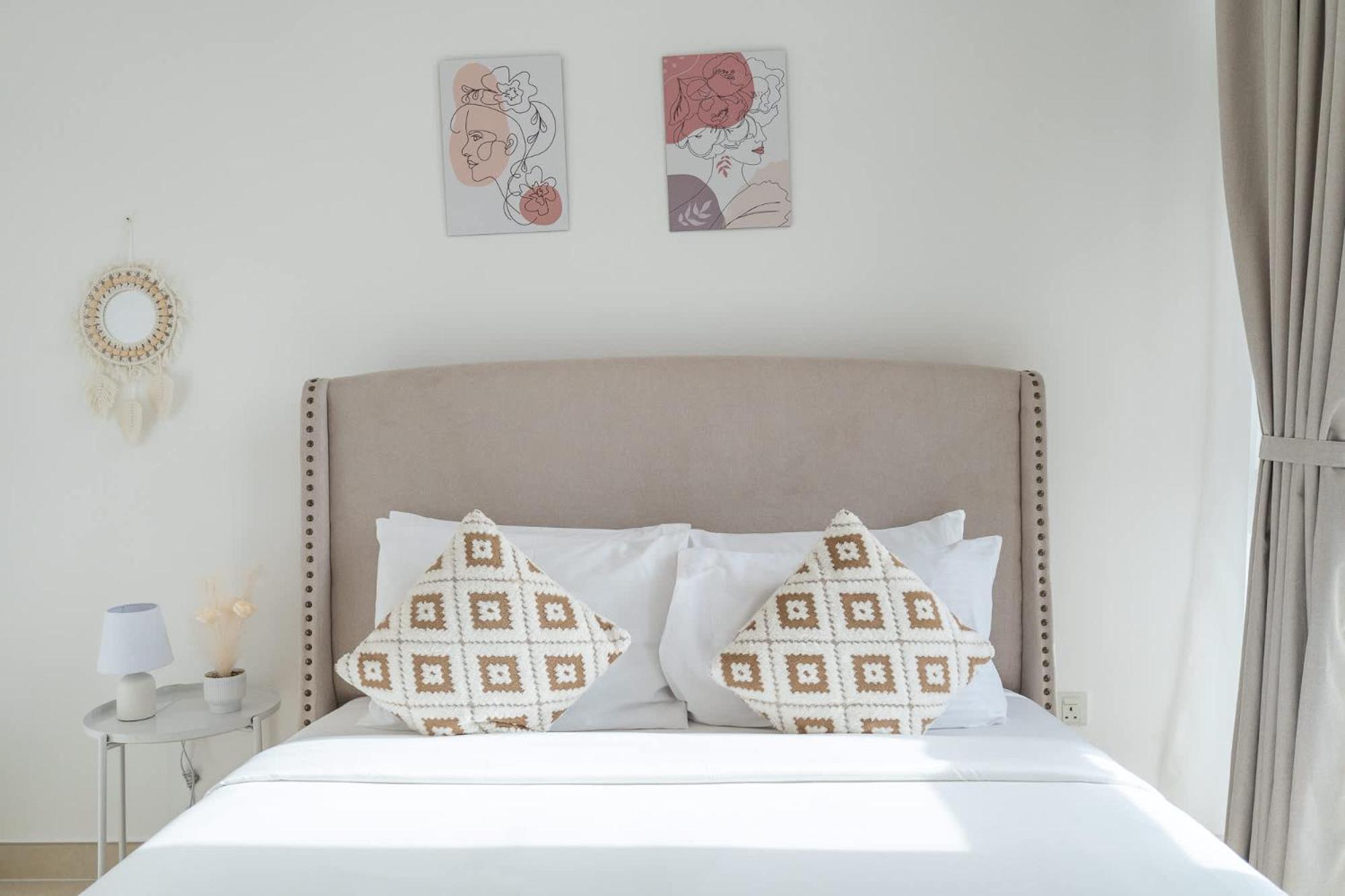 Splendid 1 Bedroom Flat In Iris Amber Al Jaddaf Apartment
