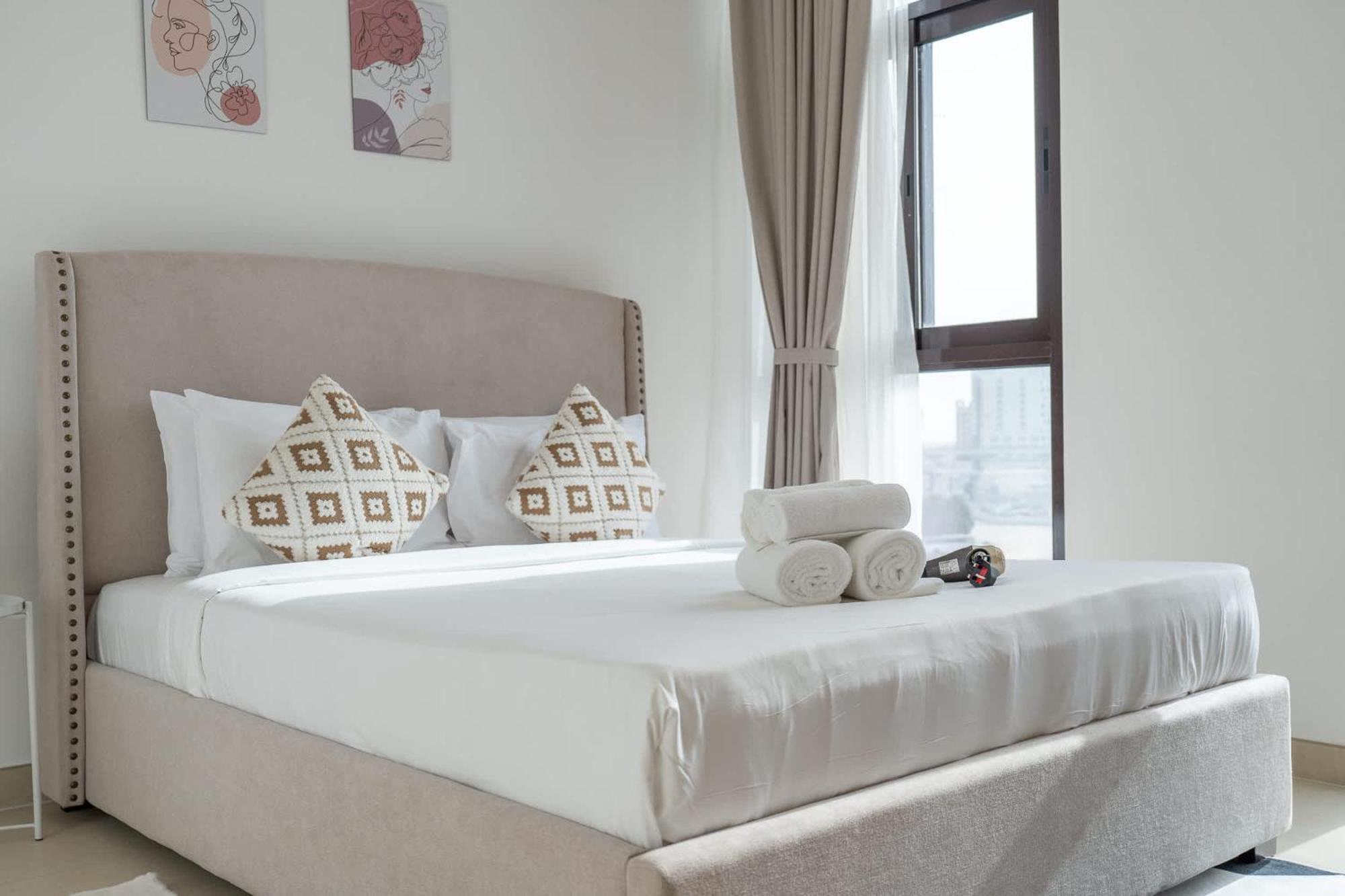 Apartment Splendid 1 Bedroom Flat In Iris Amber Al Jaddaf Dubai