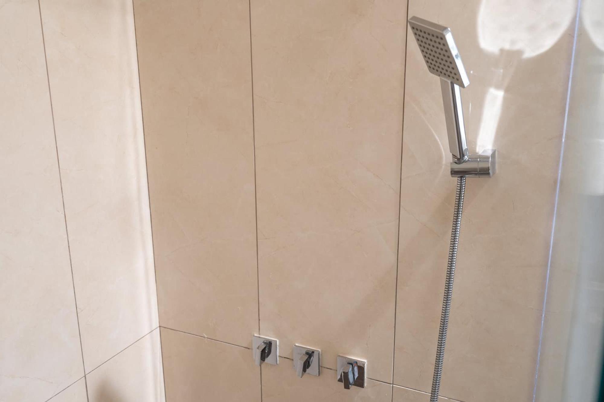 Splendid 1 Bedroom Flat In Iris Amber Al Jaddaf Dubai