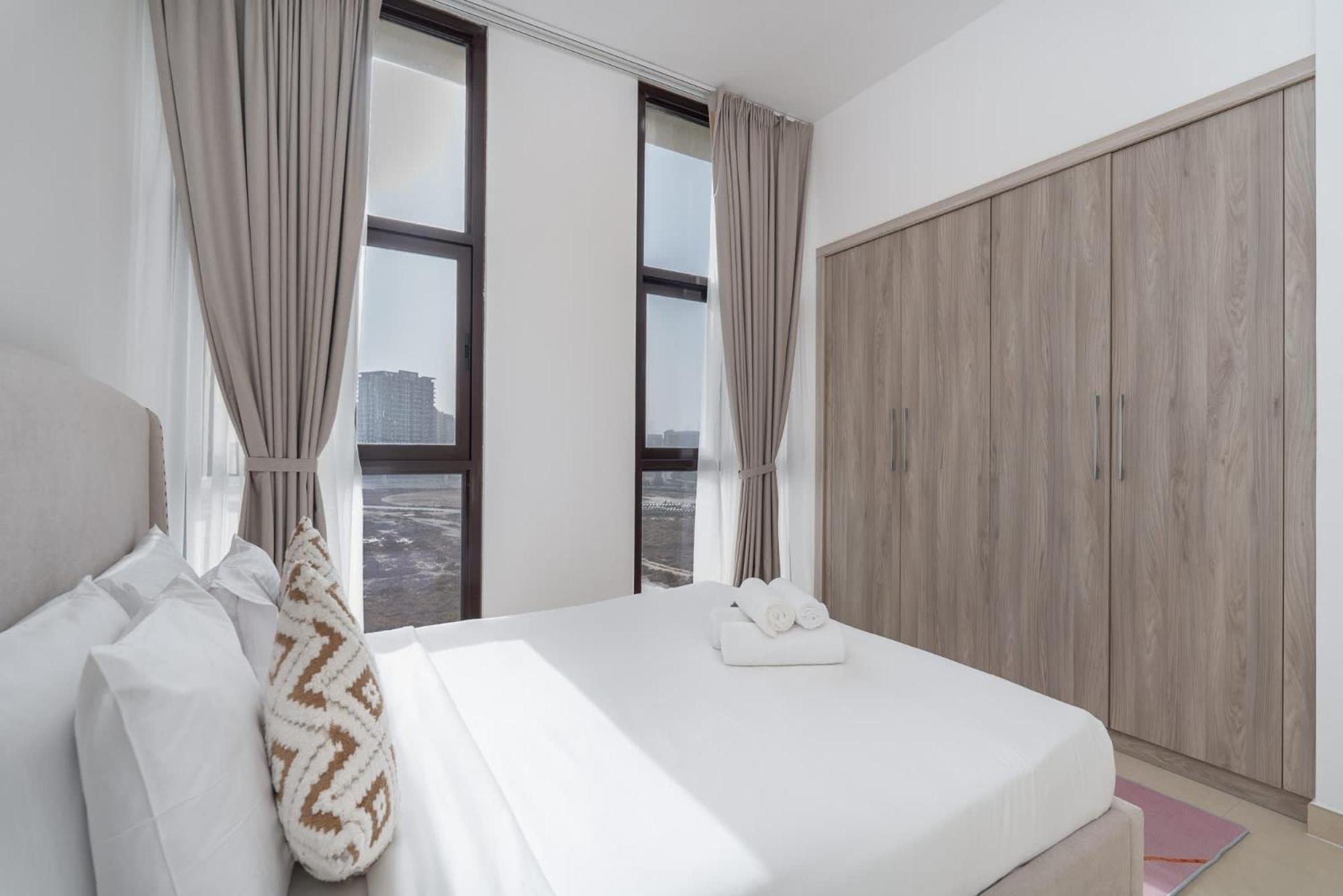 Splendid 1 Bedroom Flat In Iris Amber Al Jaddaf Apartment