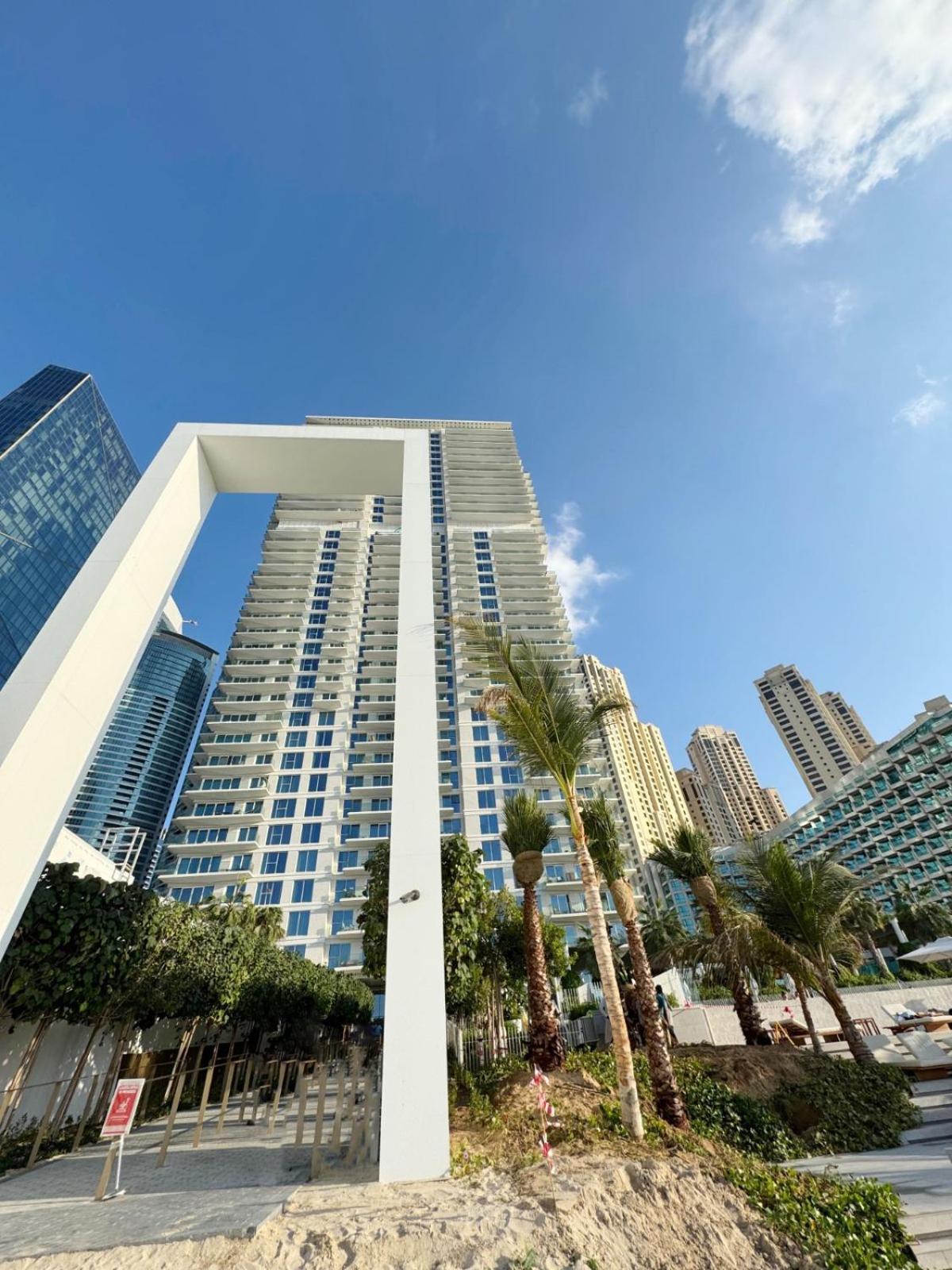 Exquisite 2br In La Vie Ultra-lux With Sea View Dubai