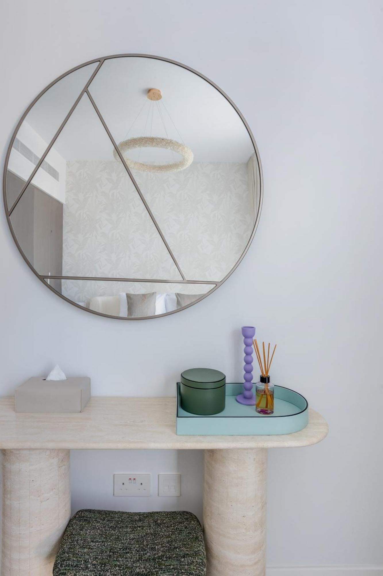 Exquisite 2br In La Vie Ultra-lux With Sea View Dubai