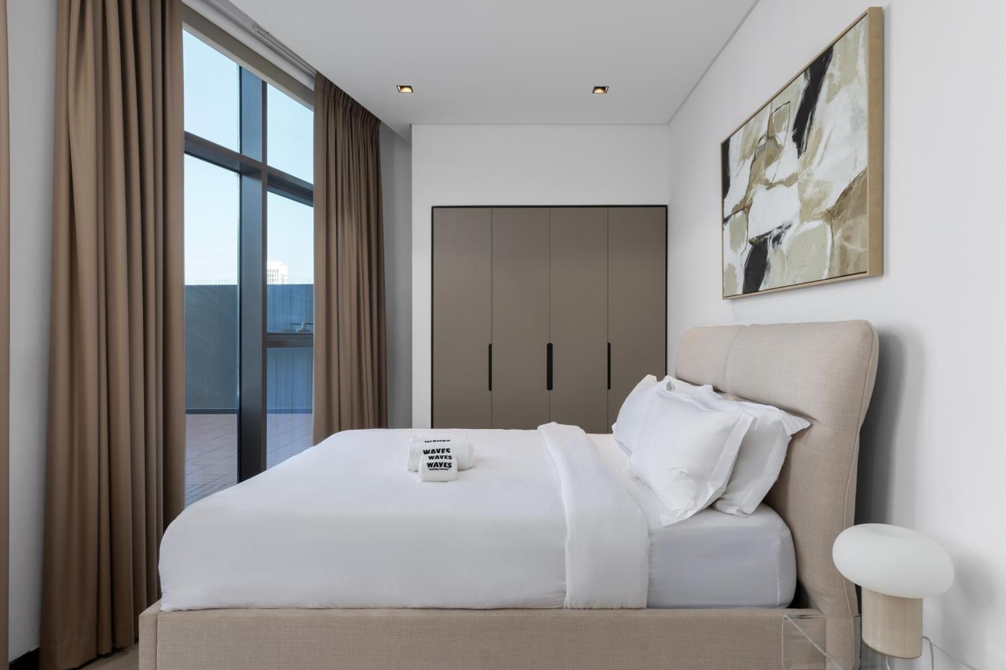 Apartment Waves - Spacious 2br With Burj Views & Terrace