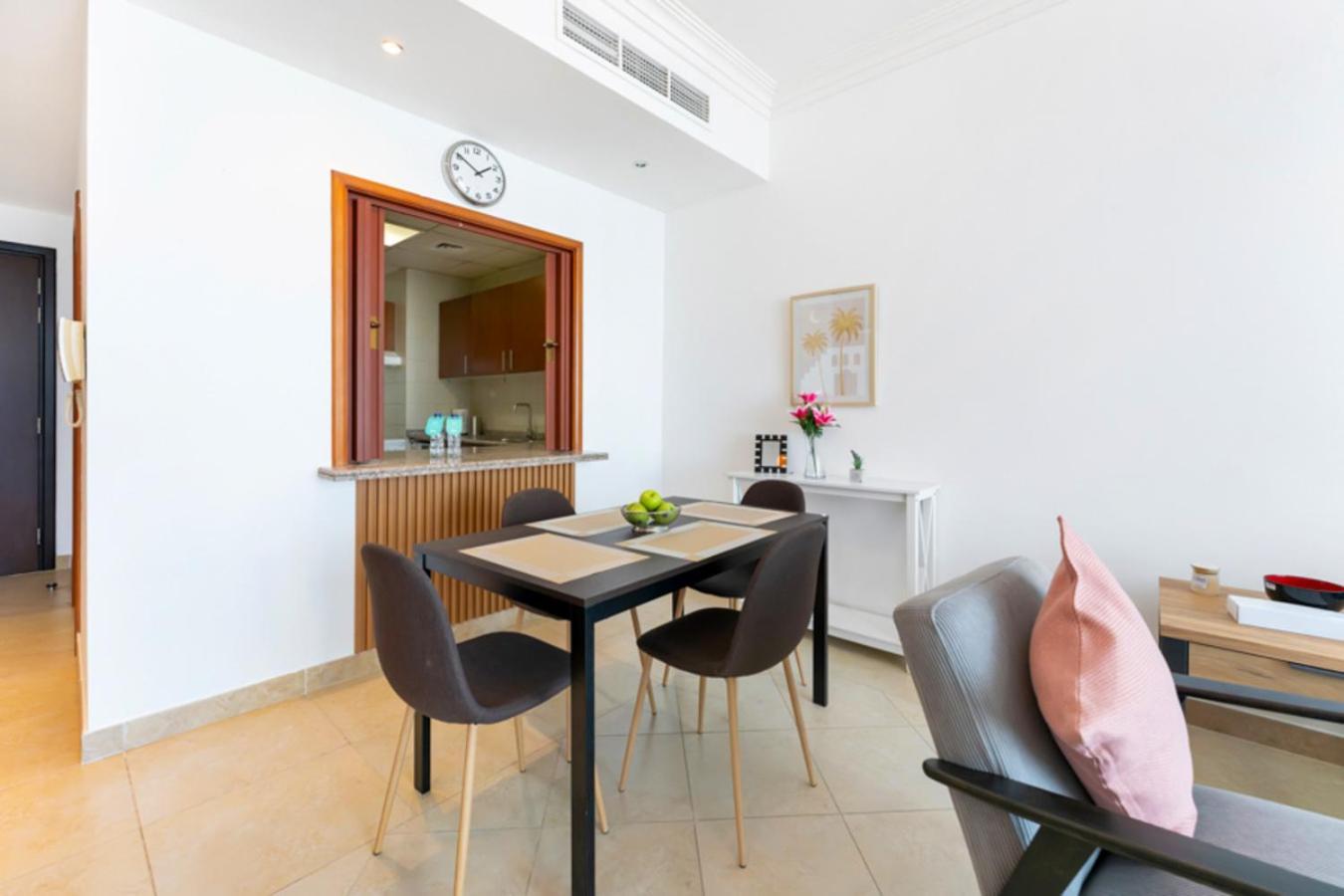 Apartment Fam Living - Mag 218 Tower, Sea View Dubai