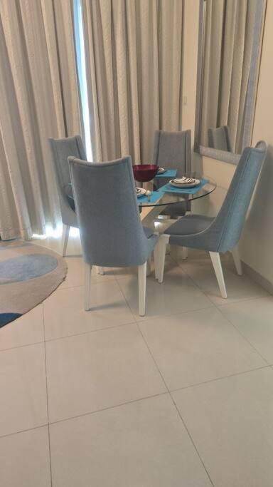 Royal Sky By Damac Maison Mall Street Apartment