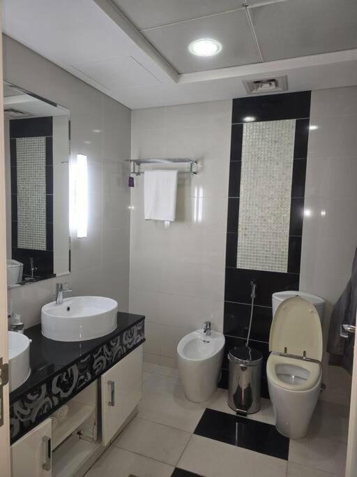 Apartment Royal Sky By Damac Maison Mall Street Dubai