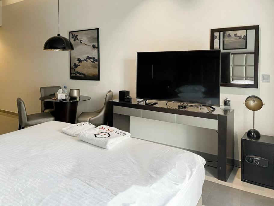 In Damac Majestine - Ezytrac *