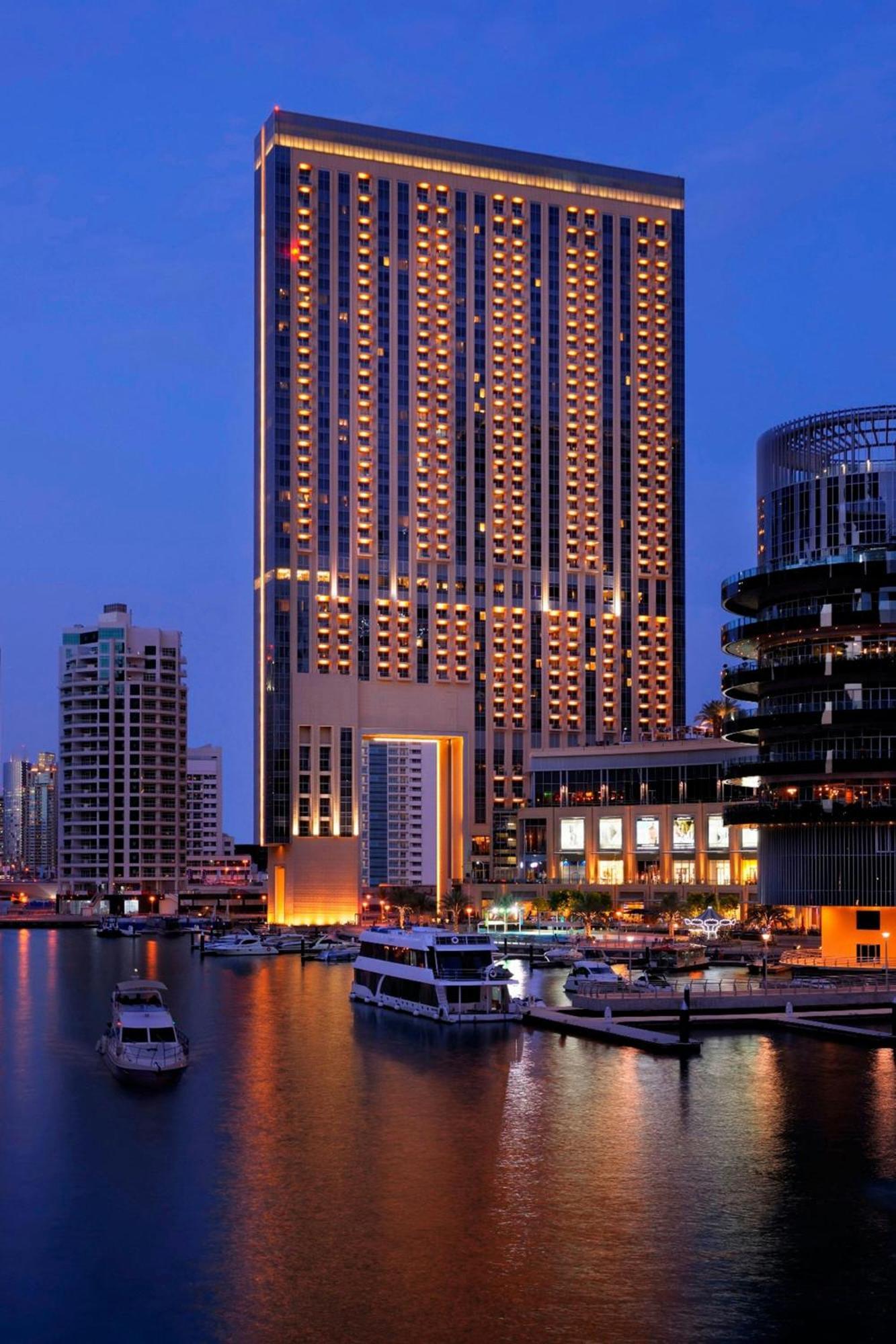 Jw Marriott Marina Hotel
