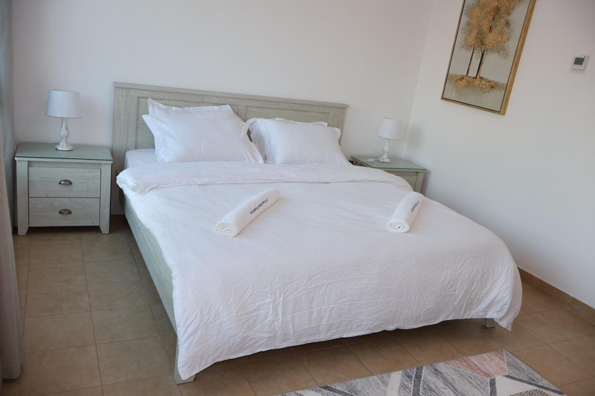 Fully Furnished Garden 2 Bedroom * Dubai