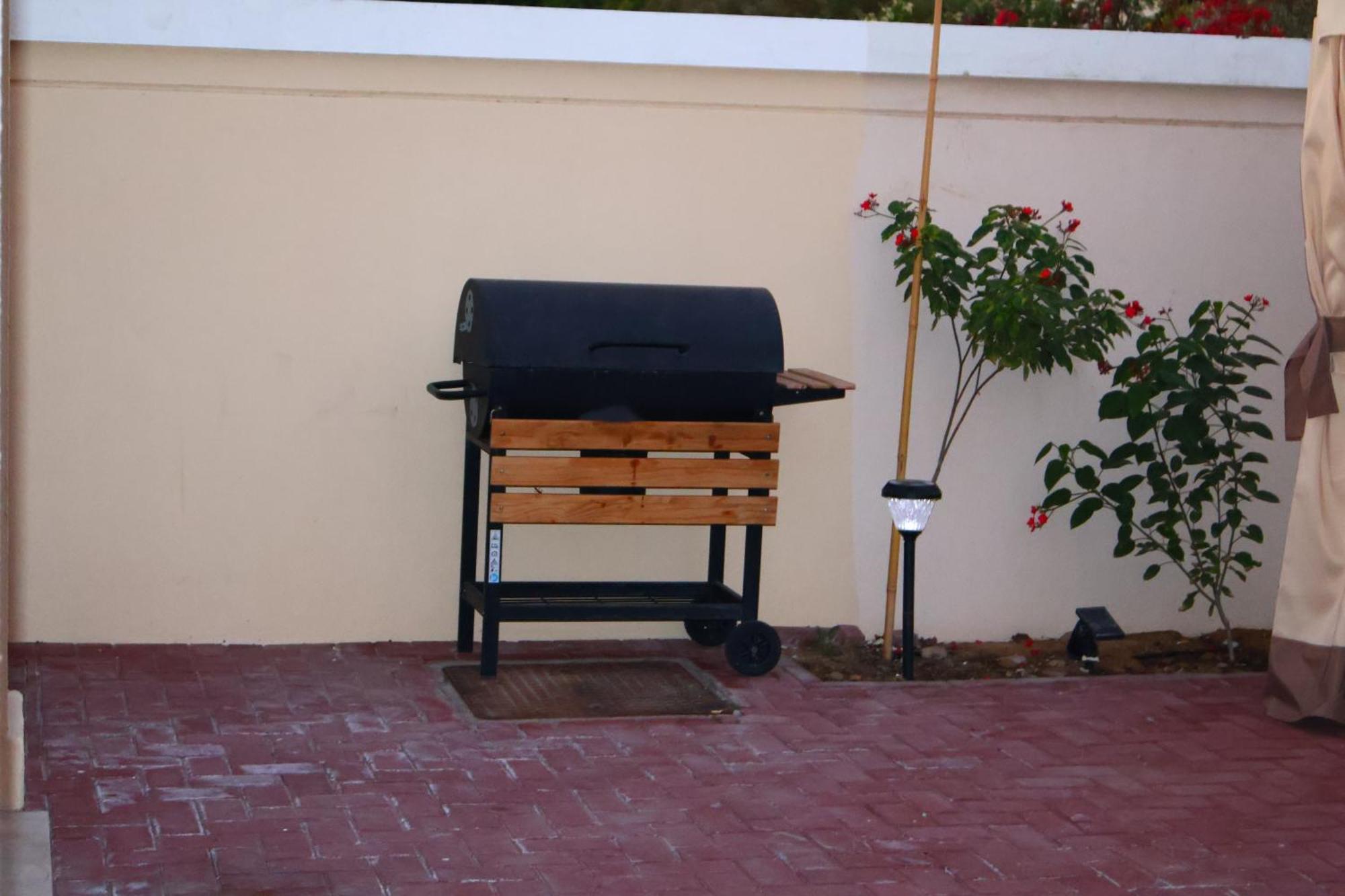 Holiday home Fully Furnished Garden 2 Bedroom *