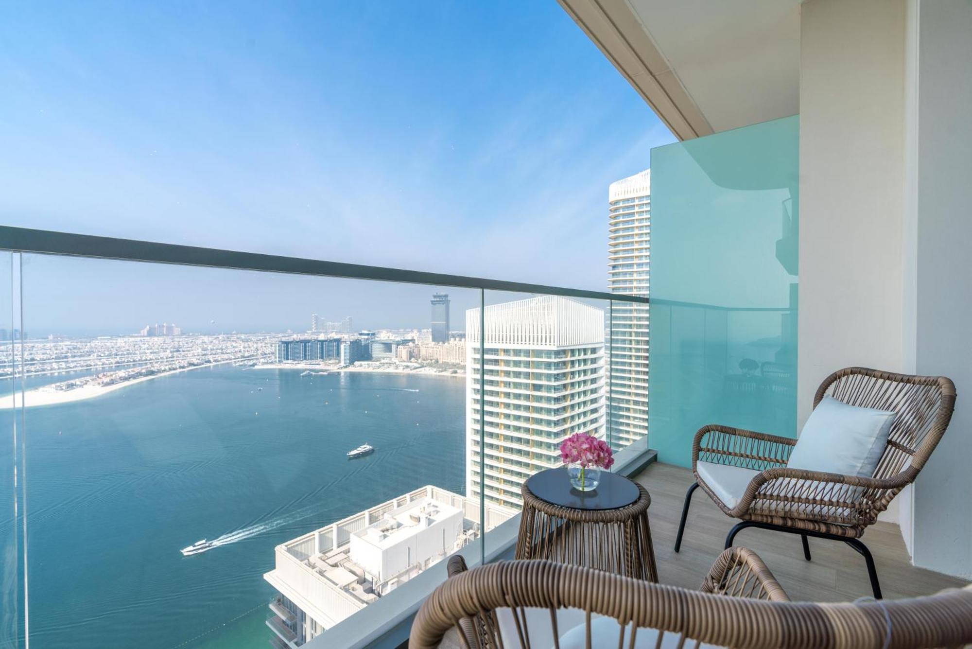 Apartment Marina Vista 2 - Beachfront Stunning - Full Sea Views *
