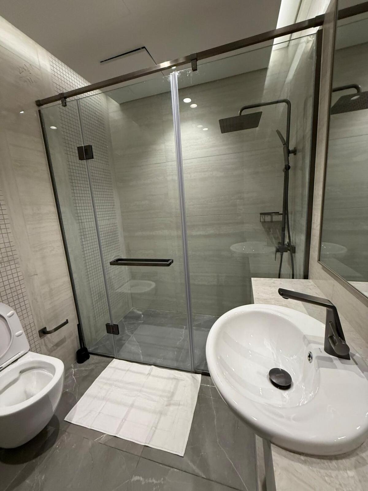 Apartment Luxurious 2-bedroom Business Bay Dubai