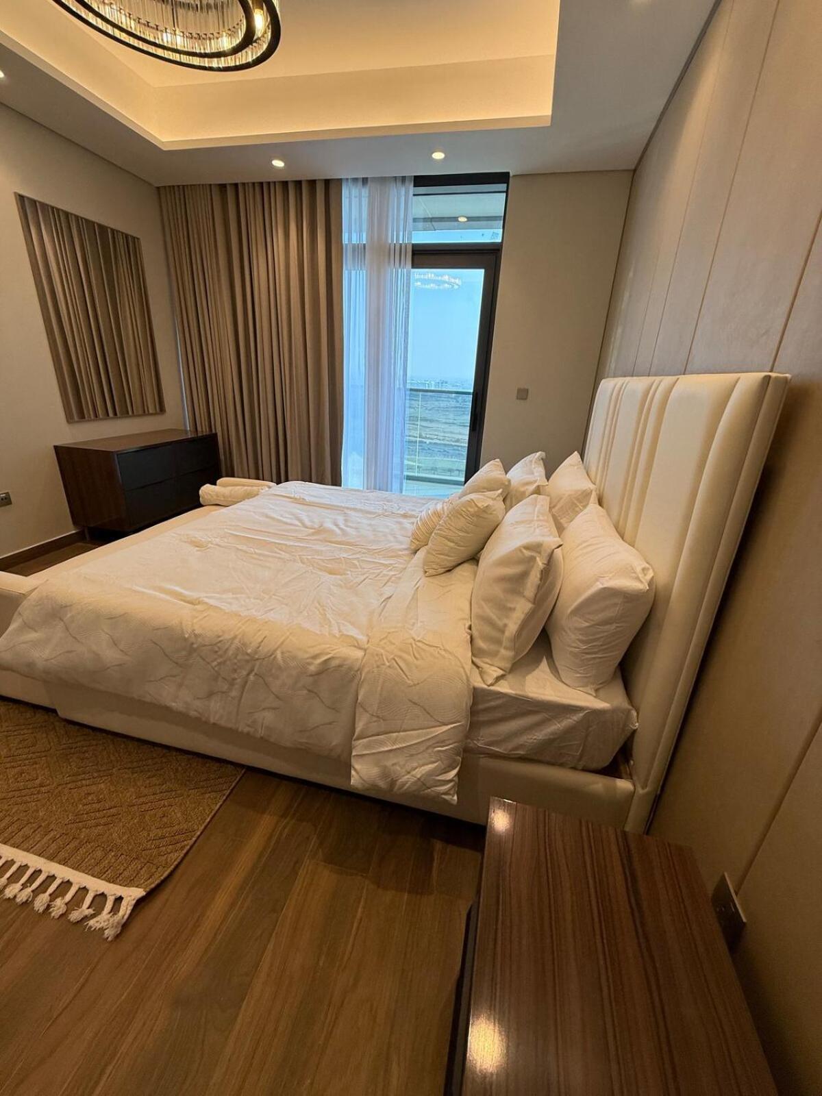 Luxurious 2-bedroom Business Bay * Dubai