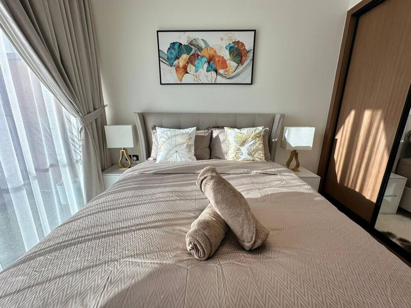 Gorgeous 1br In Jvc Apartment