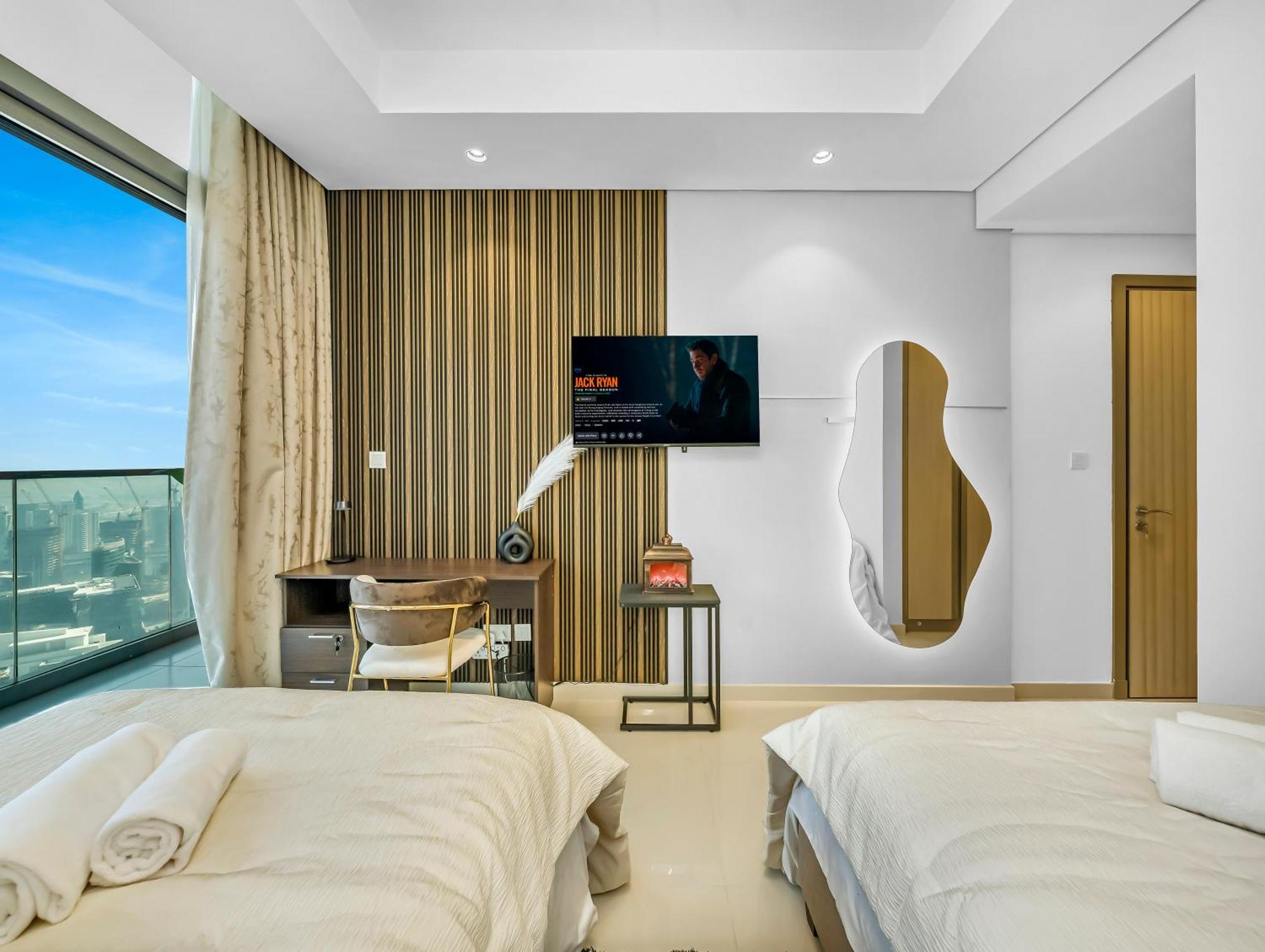 Stunning 2br With Burj View & Infinity Pool *
