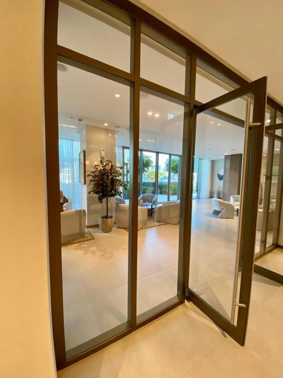 Grande Signature Burj Kahlifa And Fountains View By Oima Leasing Property Apartment