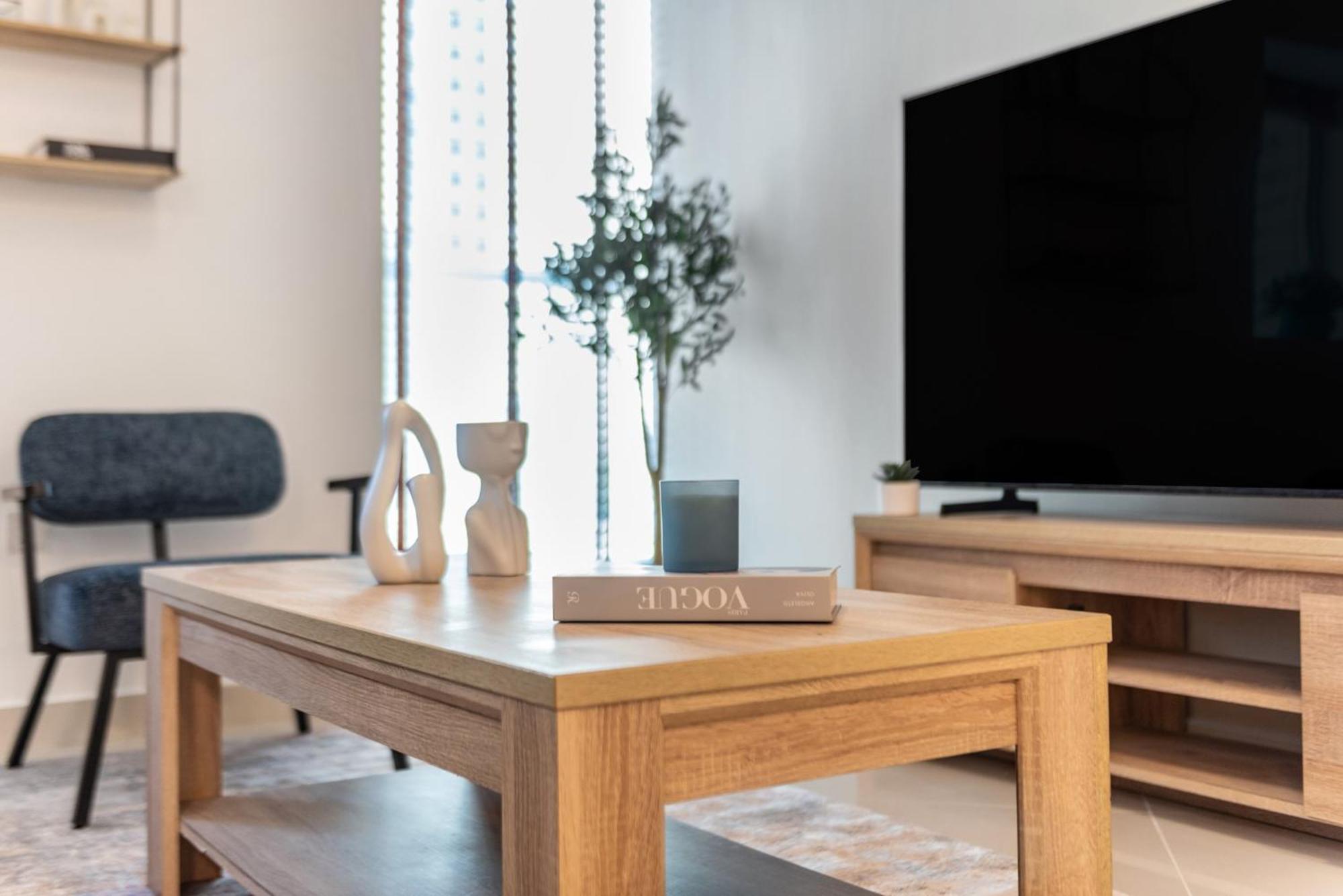 Heavenly Escape In Marina Apartment